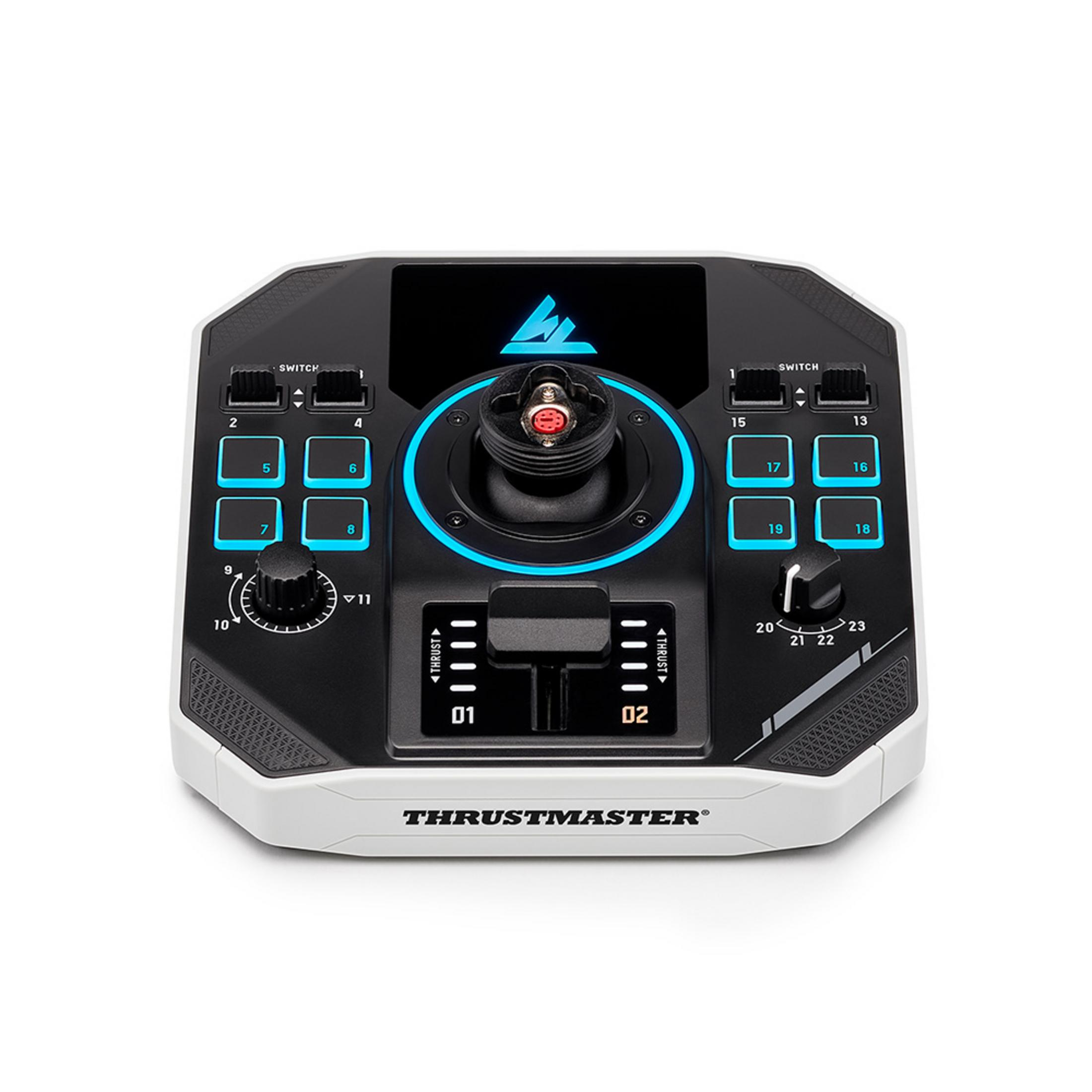Ein schwarzer Thrustmaster-Joystick mit blauen Akzenten und vielen Knöpfen.