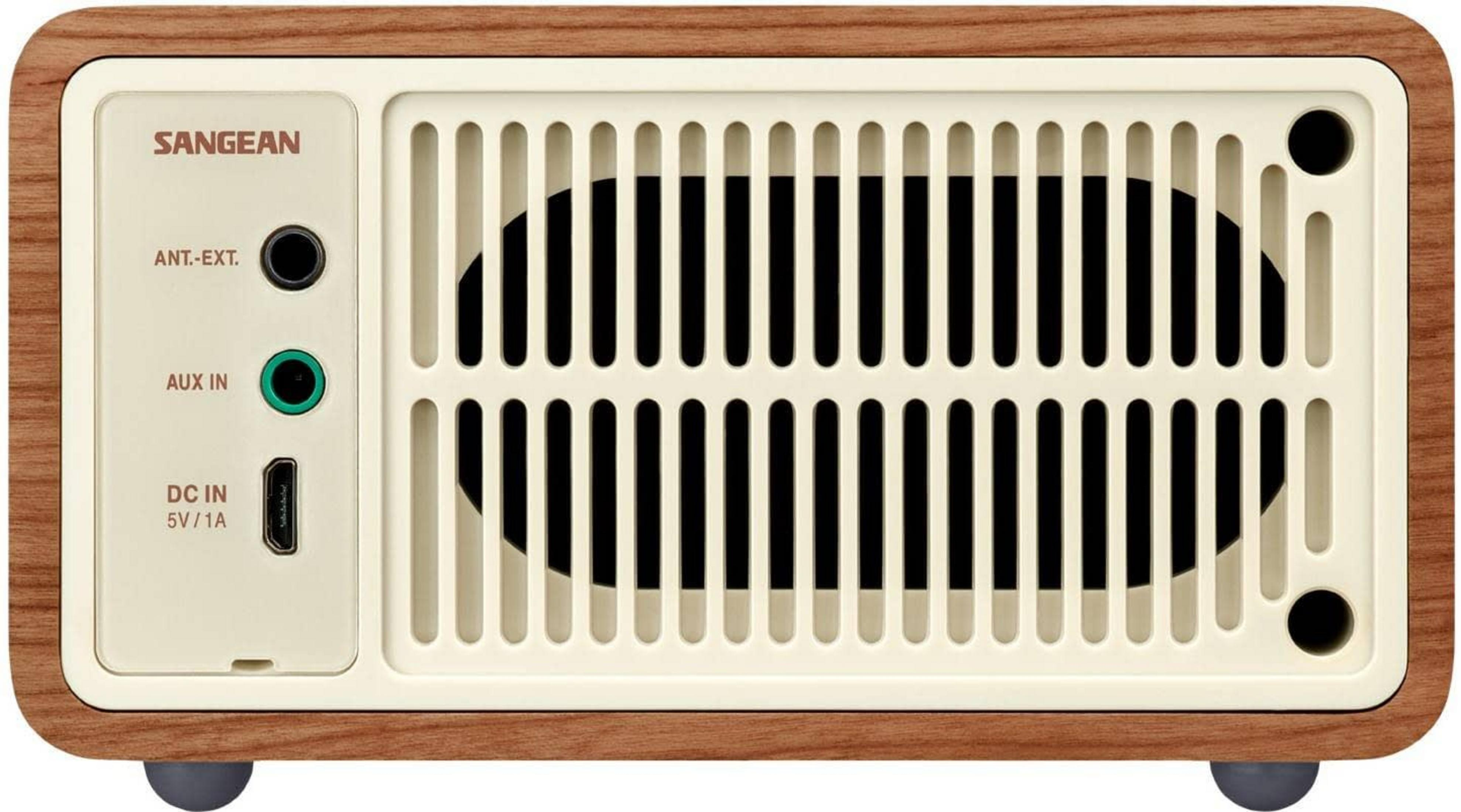 Retro di una radio in legno con prese d'aria e porte.