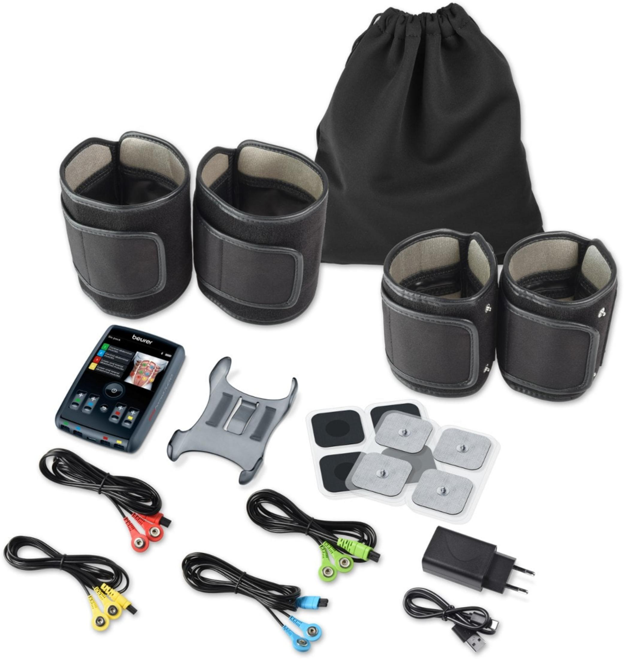 EMS-Gerät, Manschetten, Pads, Kabel, Ladegerät und schwarzer Beutel auf weißem Grund.