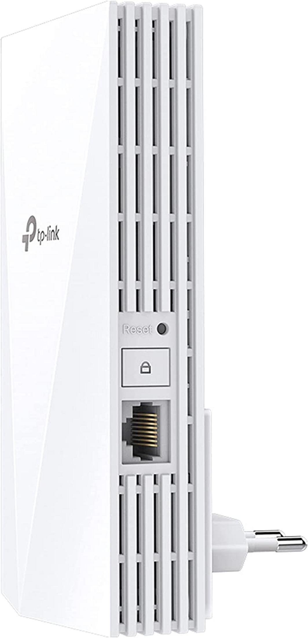 Weißer TP-Link WLAN-Repeater mit vertikalen Lüftungsschlitzen, Reset-Knopf und Ethernet-Anschluss.
