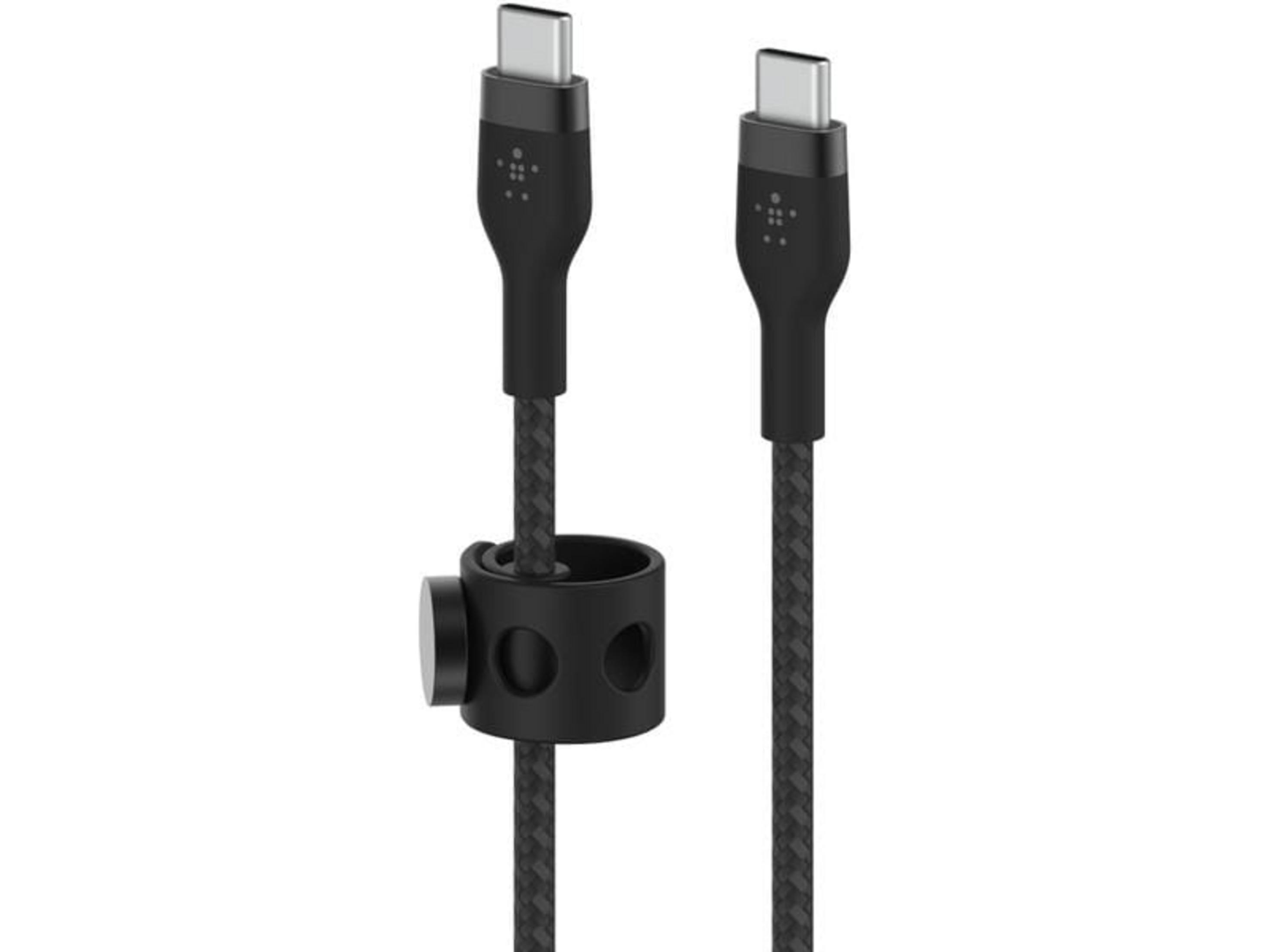 Zwei schwarze USB-C-Kabel mit geflochtenen Schnüren und einem schwarzen Kabelorganizer.