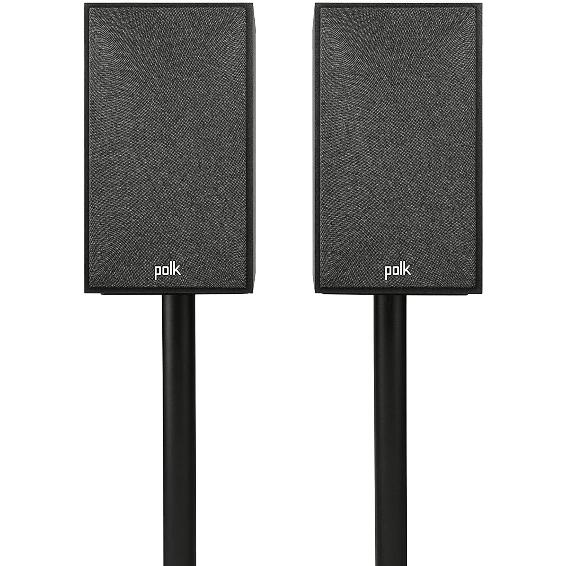 Dos altavoces Polk negros sobre soportes negros frente a fondo blanco.