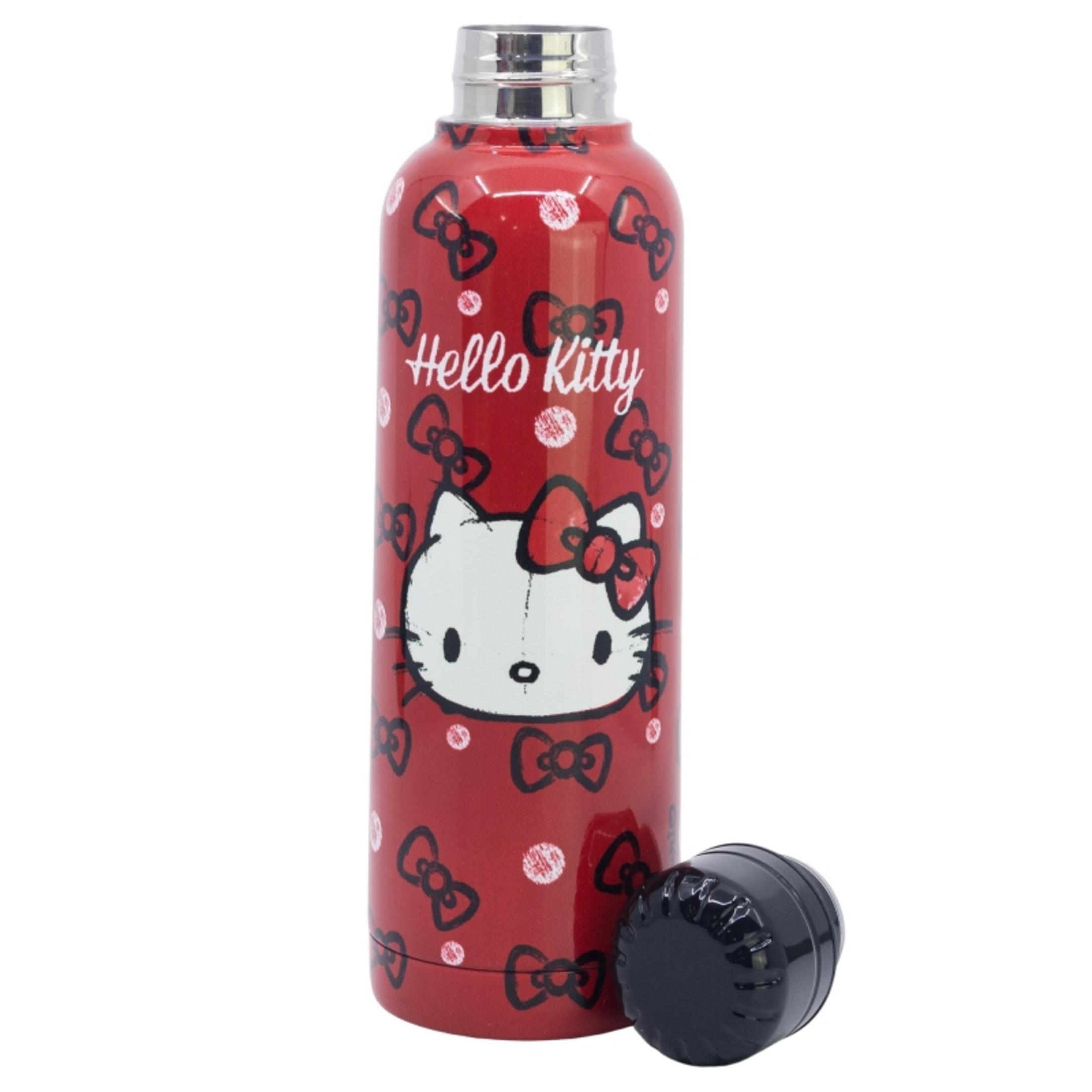 Rote Hello Kitty Flasche mit Schleifenmuster und abgenommenem schwarzem Deckel.