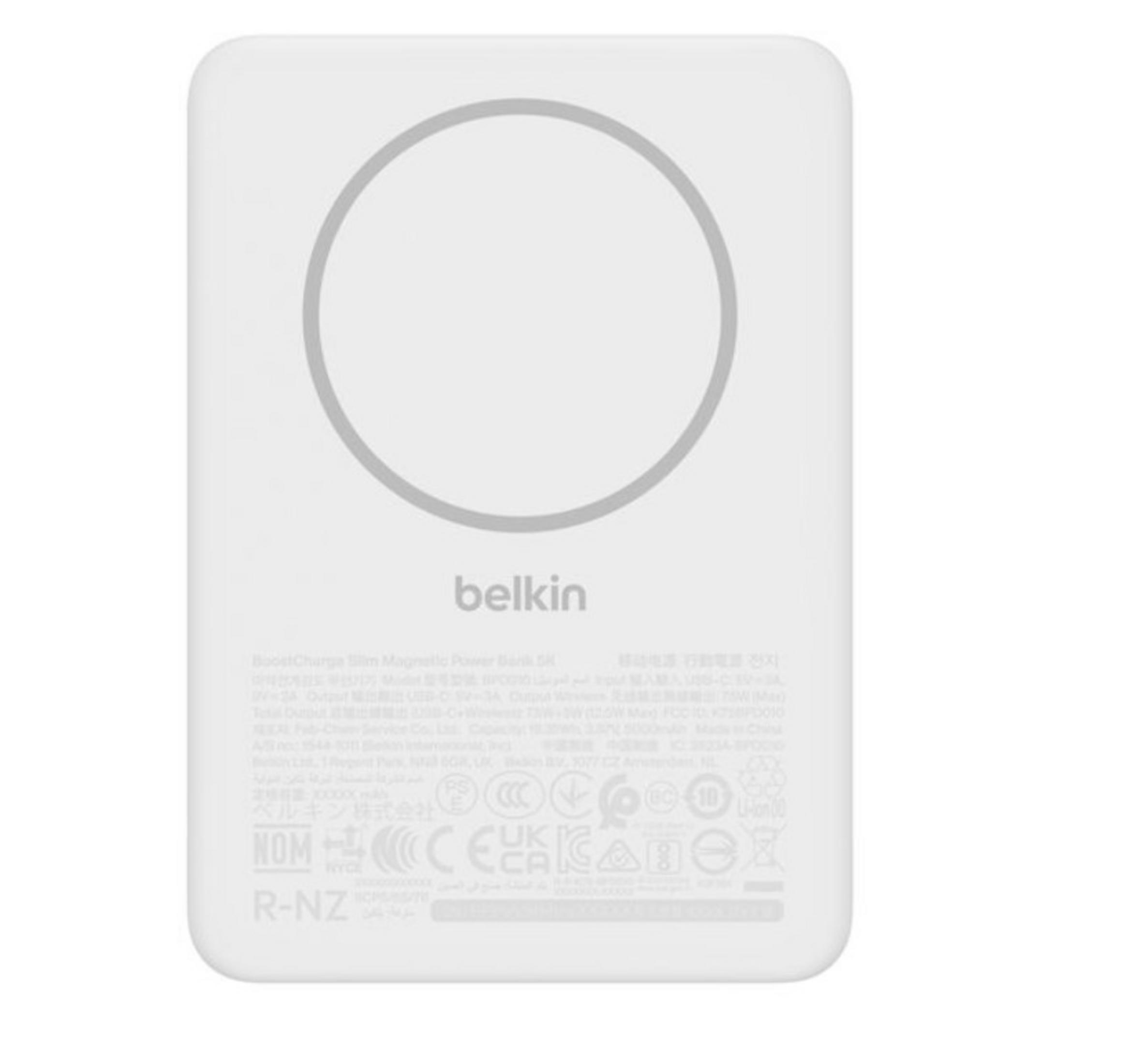 Batterie externe magnétique blanche Belkin Boost Charge Slim 5K avec design circulaire.