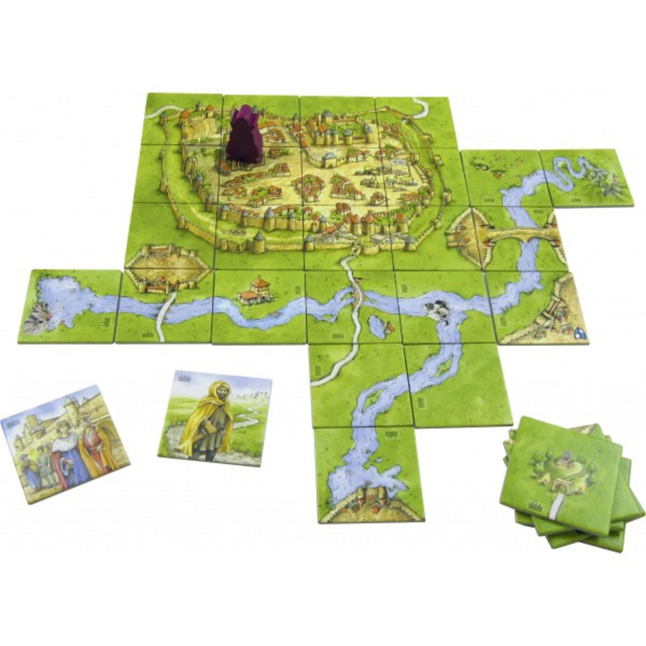 Eine Spielbrettkarte mit Fliesen, die eine Burg, einen Fluss und Felder darstellen. Mehrere Spielfiguren sind sichtbar.