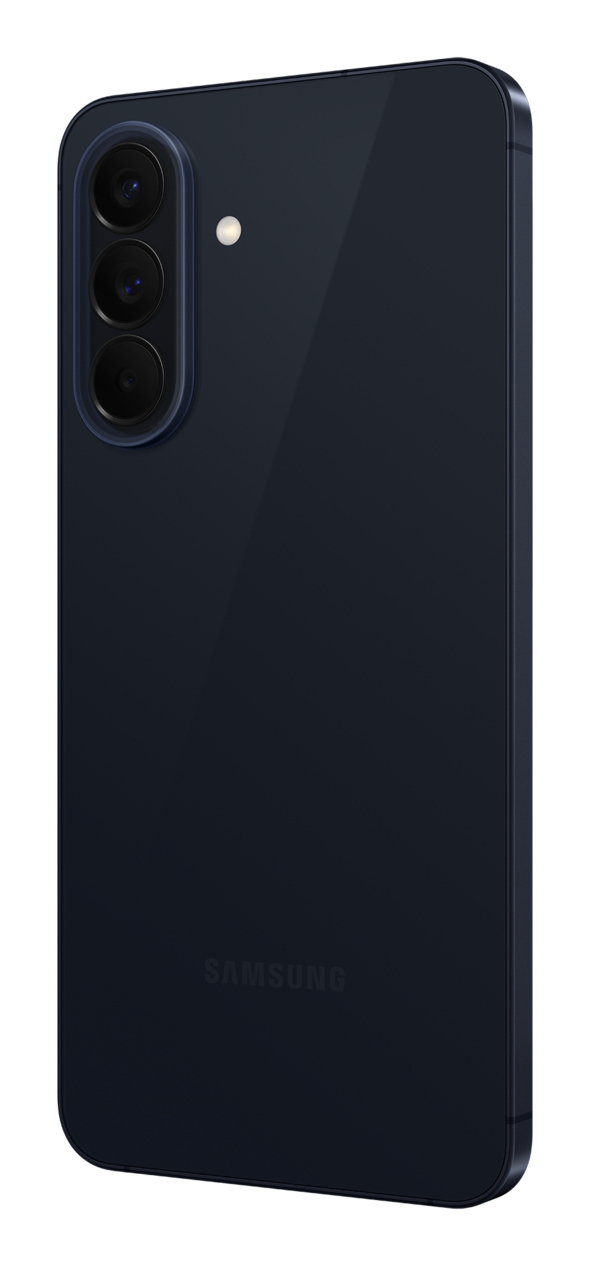 Retro di uno smartphone Samsung scuro con tre obiettivi e flash.