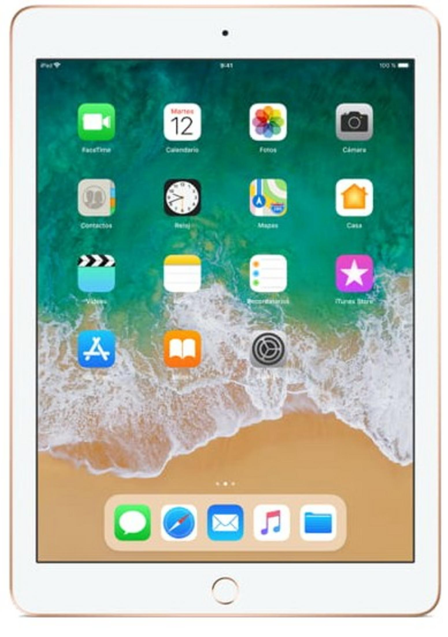 Een gouden iPad met apps en een strandachtergrond.