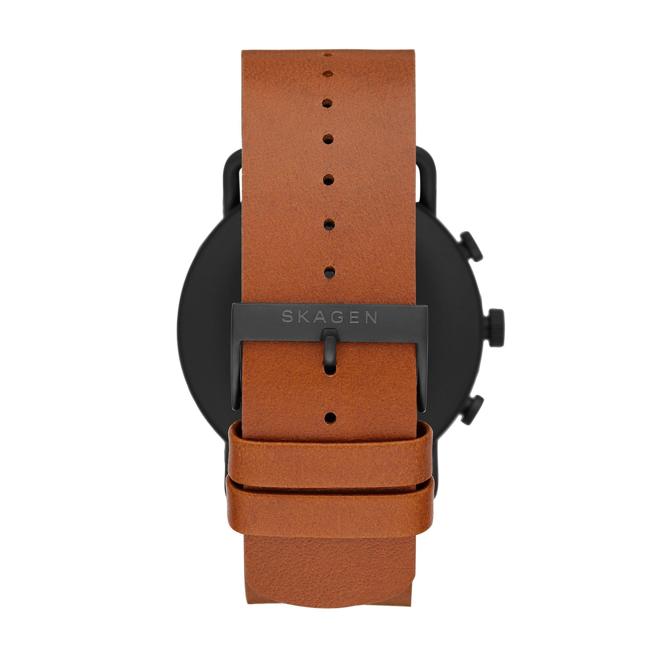 Reloj Skagen negro con correa de cuero marrón y hebilla.