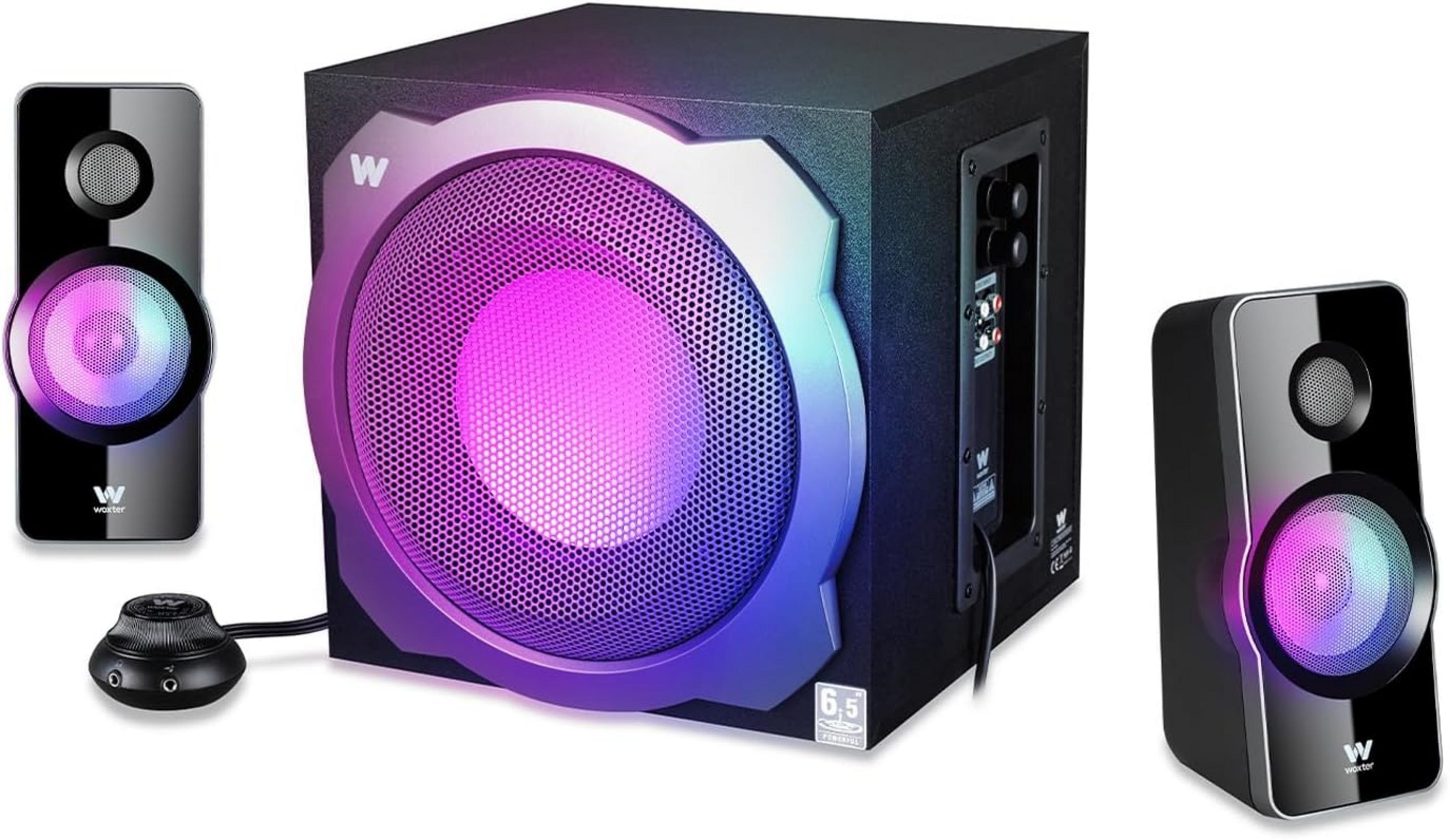 Un sistema de altavoces negro con subwoofer iluminado y dos altavoces satélite.