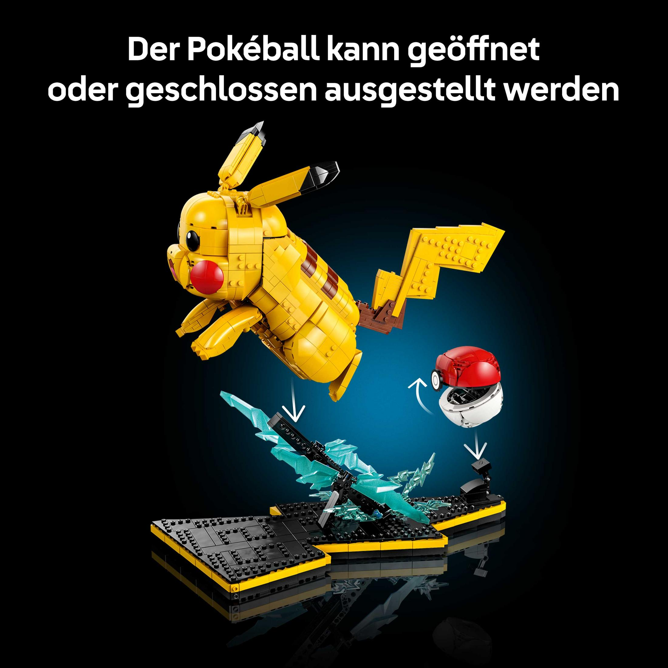 Gele Lego Pikachu op zwarte basis met Pokeball en blauwe kristallen.