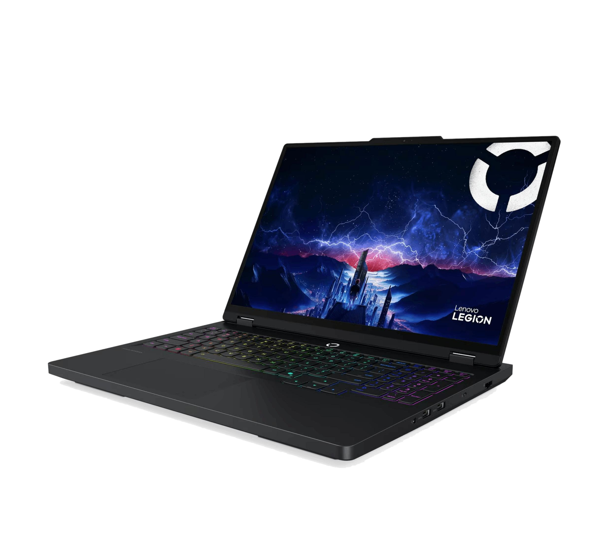 Portátil negro con teclado colorido y fondo de ciudad futurista.