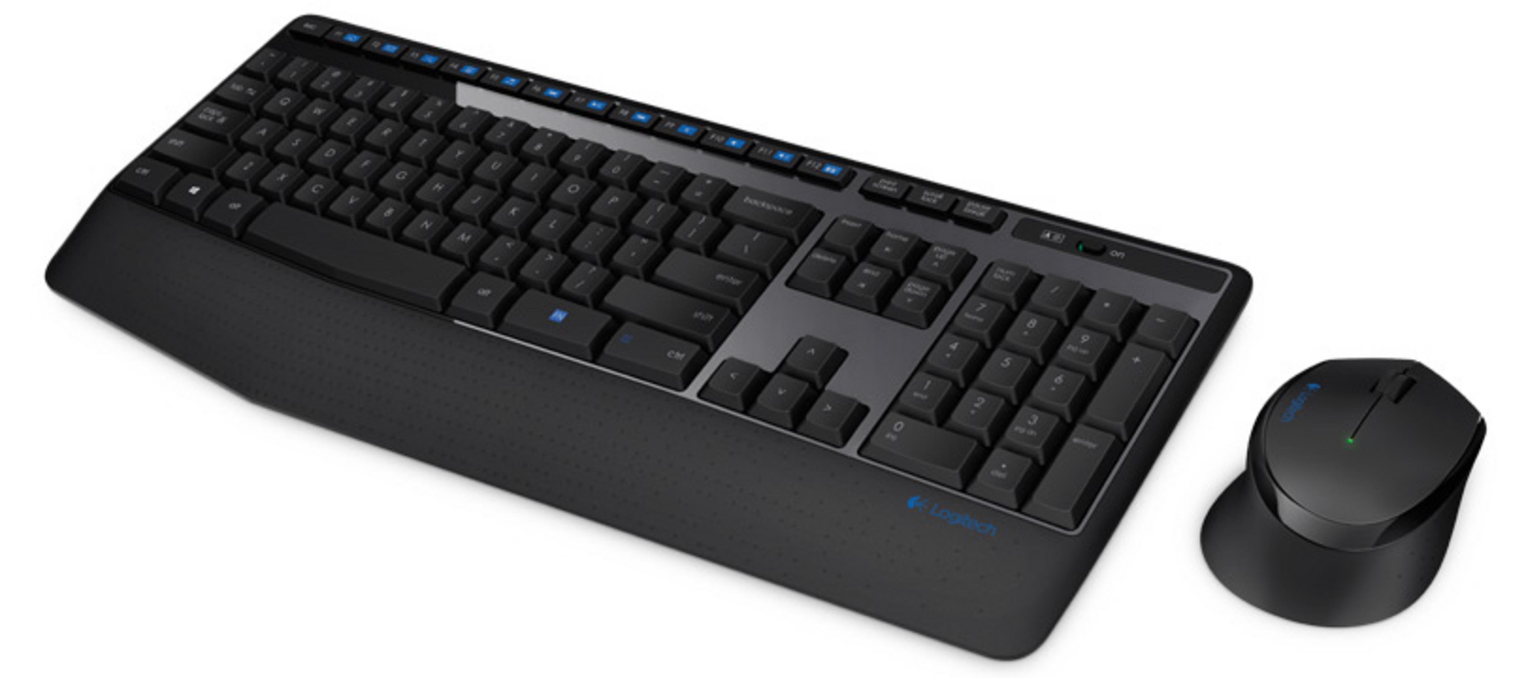 Tastiera e mouse Logitech neri su sfondo bianco.