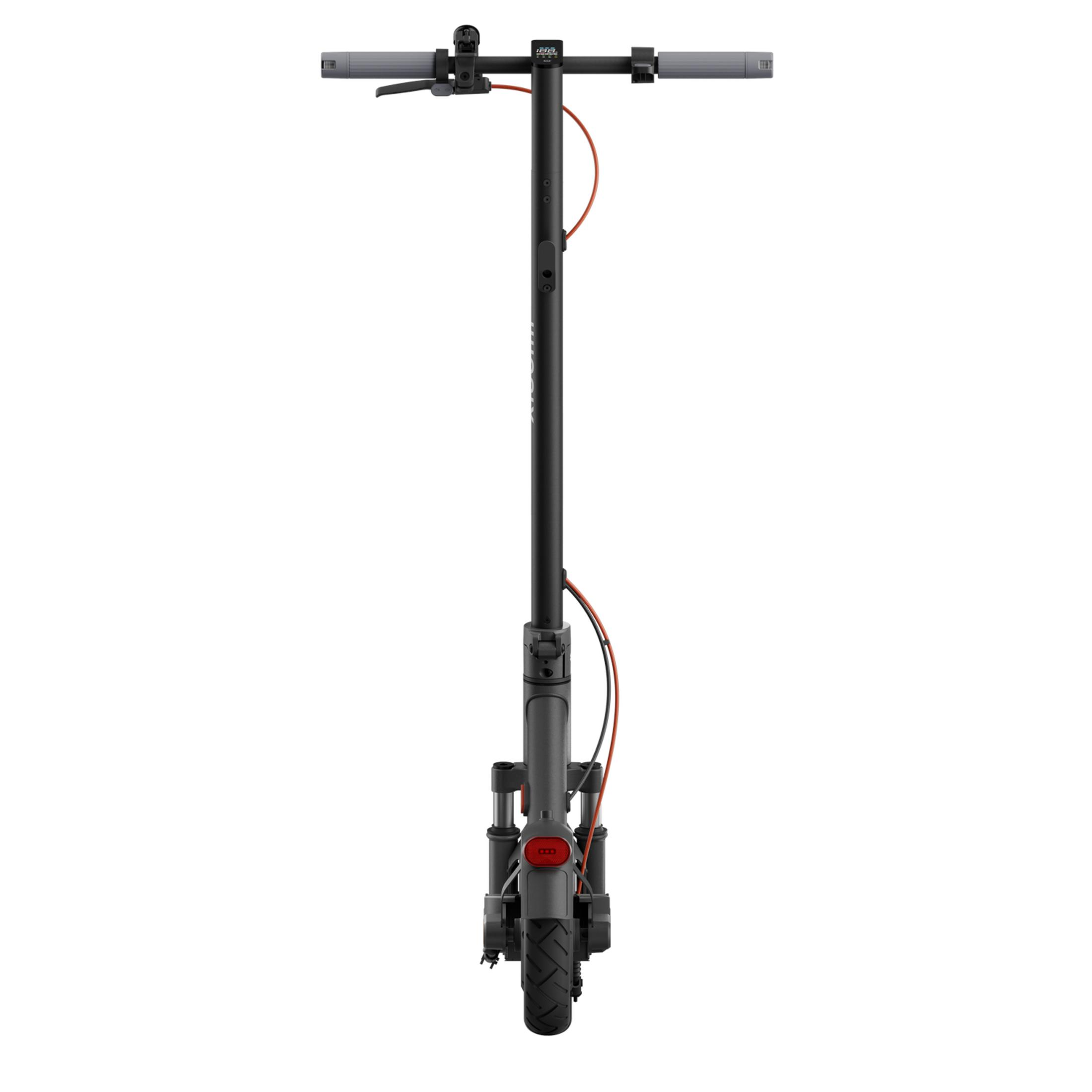Uno scooter elettrico nero con manubrio, display e fanale posteriore rosso.
