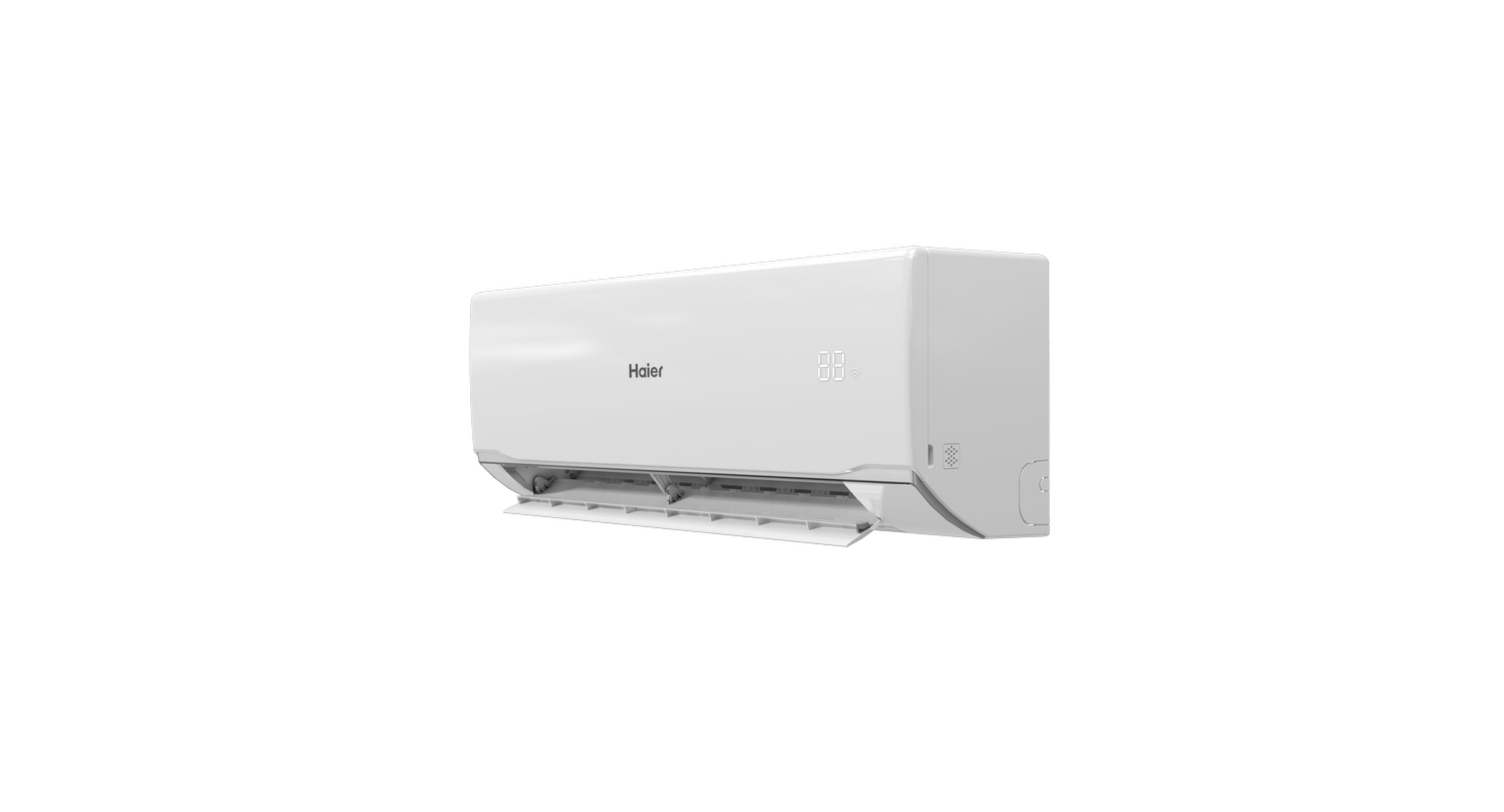 Un aire acondicionado Haier blanco con rejilla de ventilación abierta y pantalla digital.