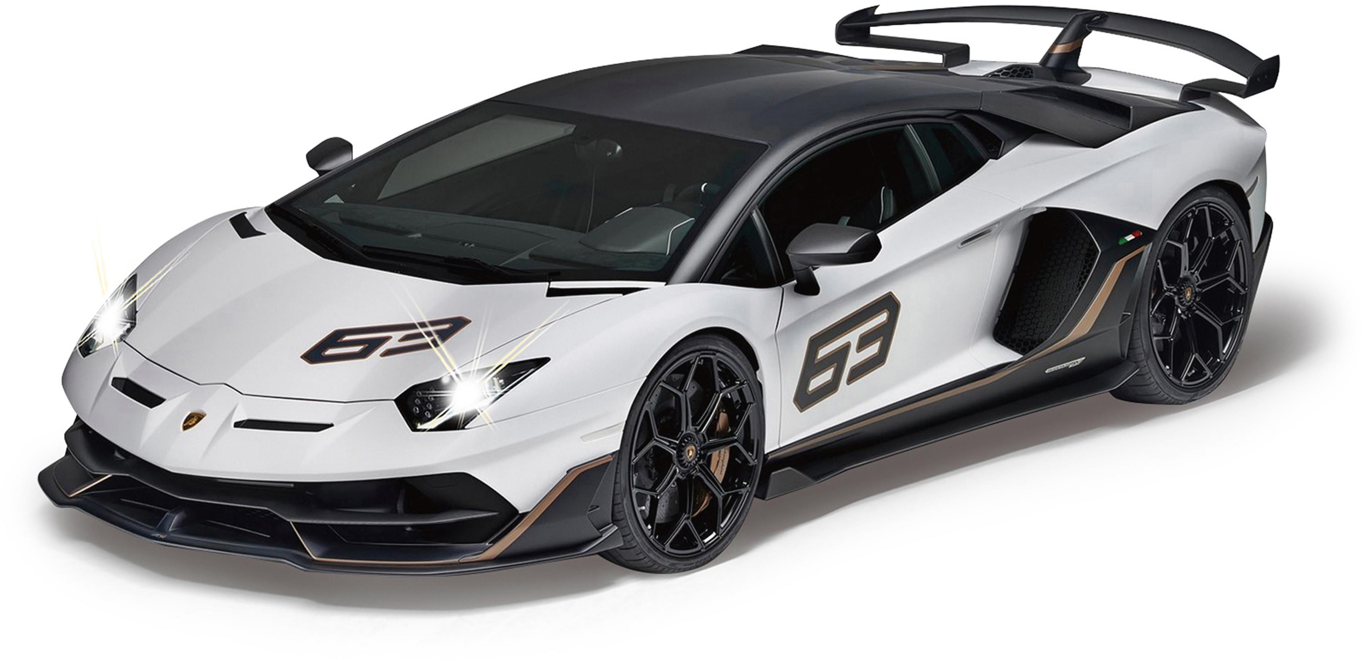 Weißer Lamborghini mit schwarzem Dach und goldenen Akzenten, "63" auf der Seite.