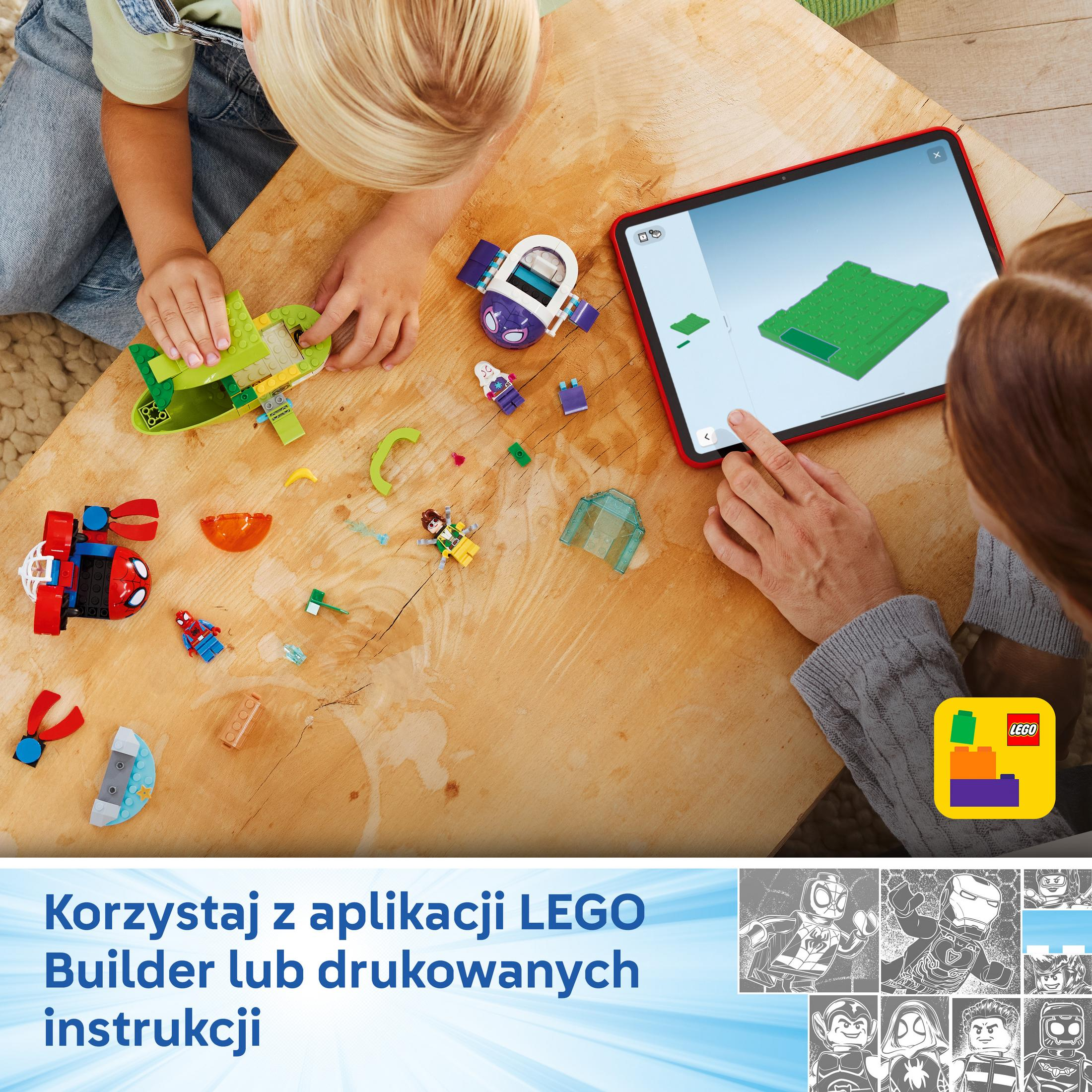 Niños construyen con piezas de LEGO y miran una tablet con instrucciones de construcción.