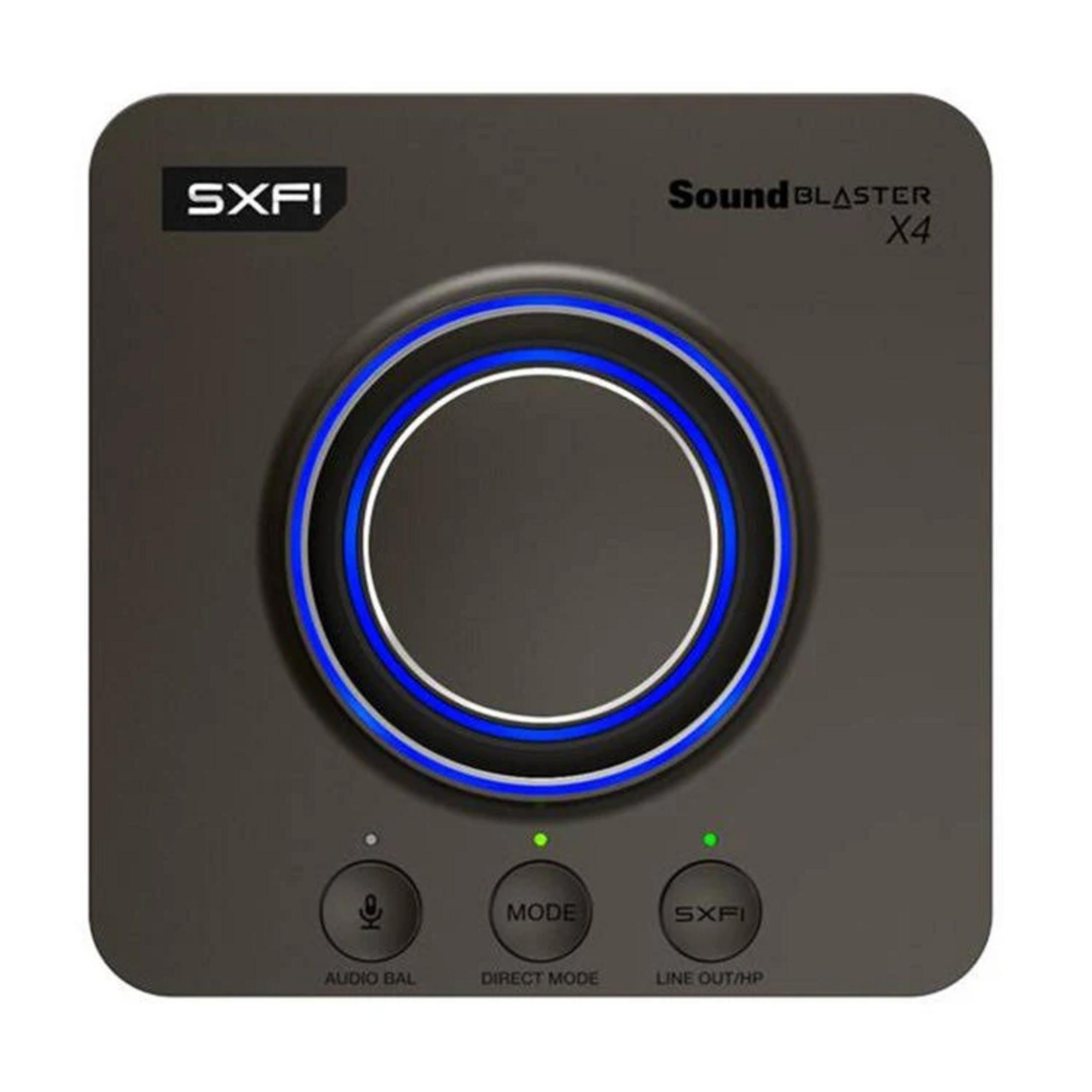 Sound Blaster X4 grigio scuro con logo SXFI. Anello blu circonda un grande quadrante.