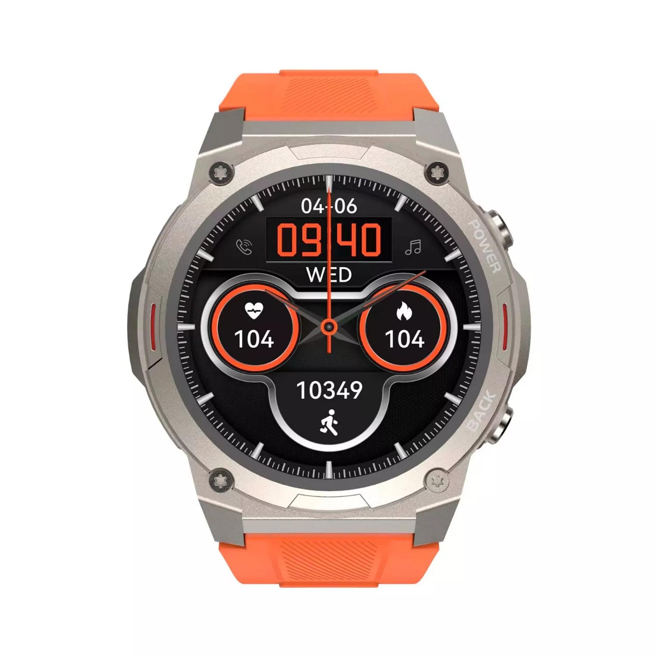 Pomarańczowy smartwatch z srebrną obudową i czarnym cyfrowym wyświetlaczem pokazującym czas i statystyki.