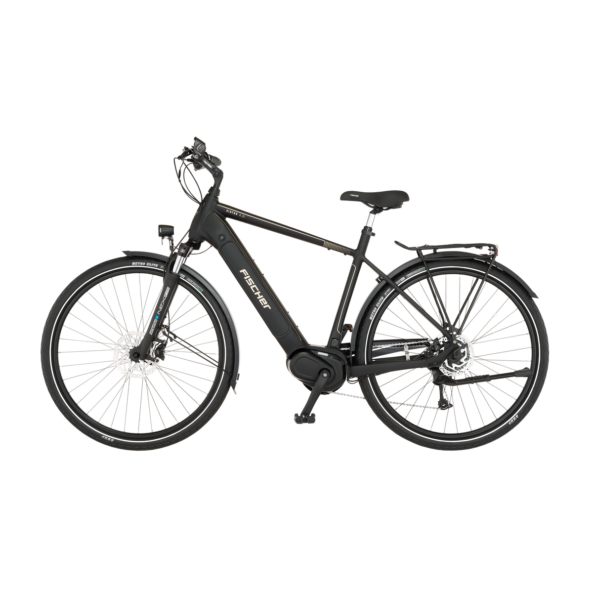 Schwarzes Fischer E-Bike mit Gepäckträger und Schutzblechen, auf weißem Hintergrund.