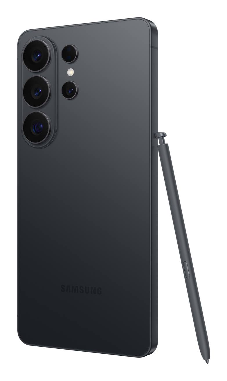 Dunkelgraues Smartphone mit vier Kameras und Stift, auf weißem Hintergrund.