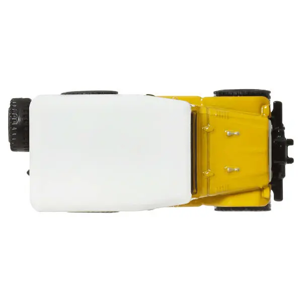 Jeep giocattolo giallo con tetto bianco, vista dall'alto.