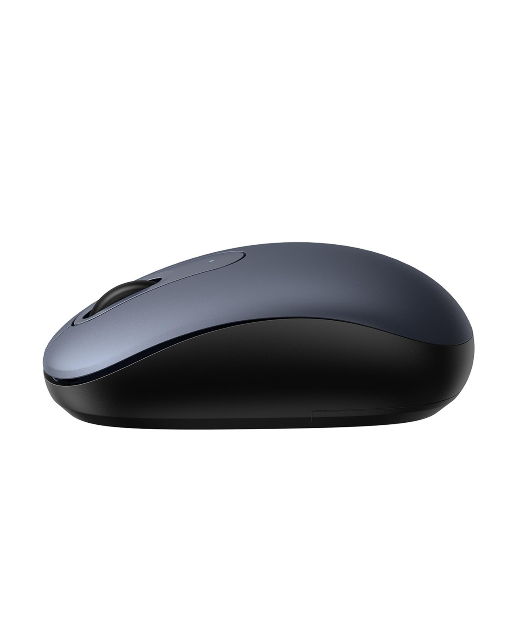 Un mouse per computer grigio e nero con rotellina, isolato su sfondo bianco.