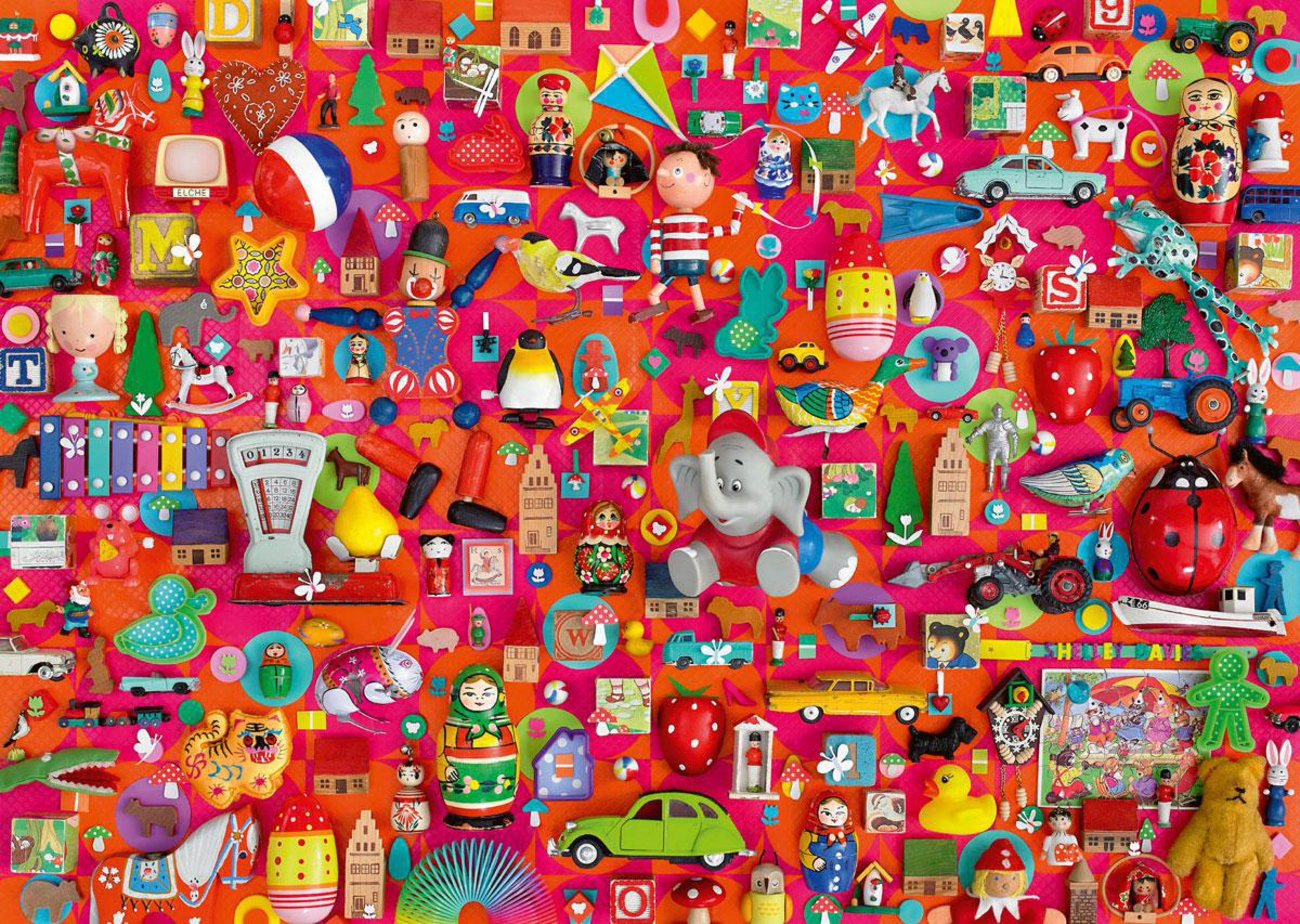 Jouets colorés sur fond orange, y compris des poupées et des animaux.