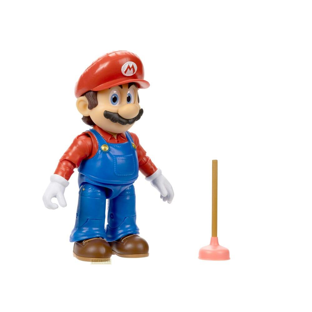 Figura de Mario con gorra roja, mono azul y desatascador rosa.