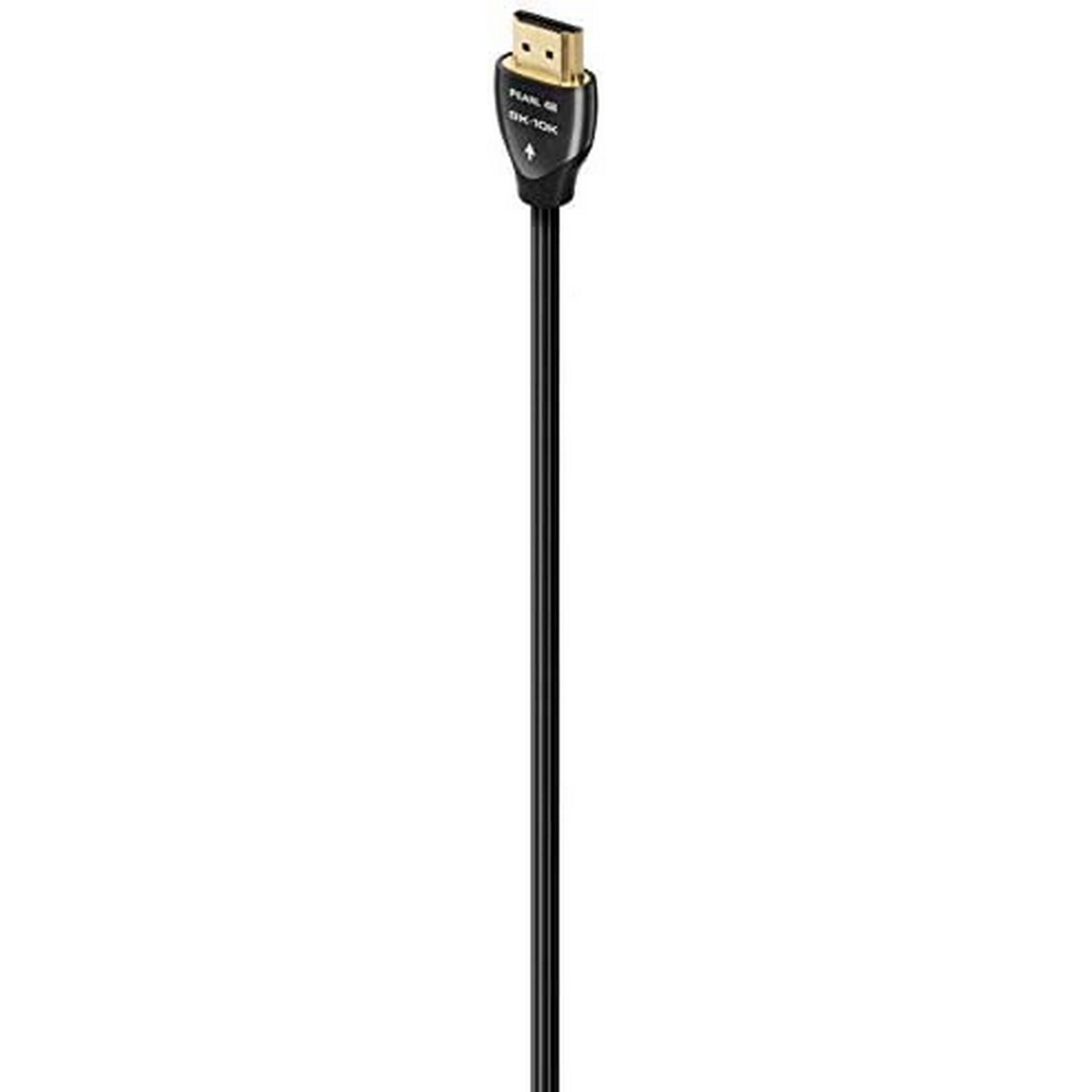 Altın konnektörlü ve 8K-10K işaretli siyah HDMI kablosu.