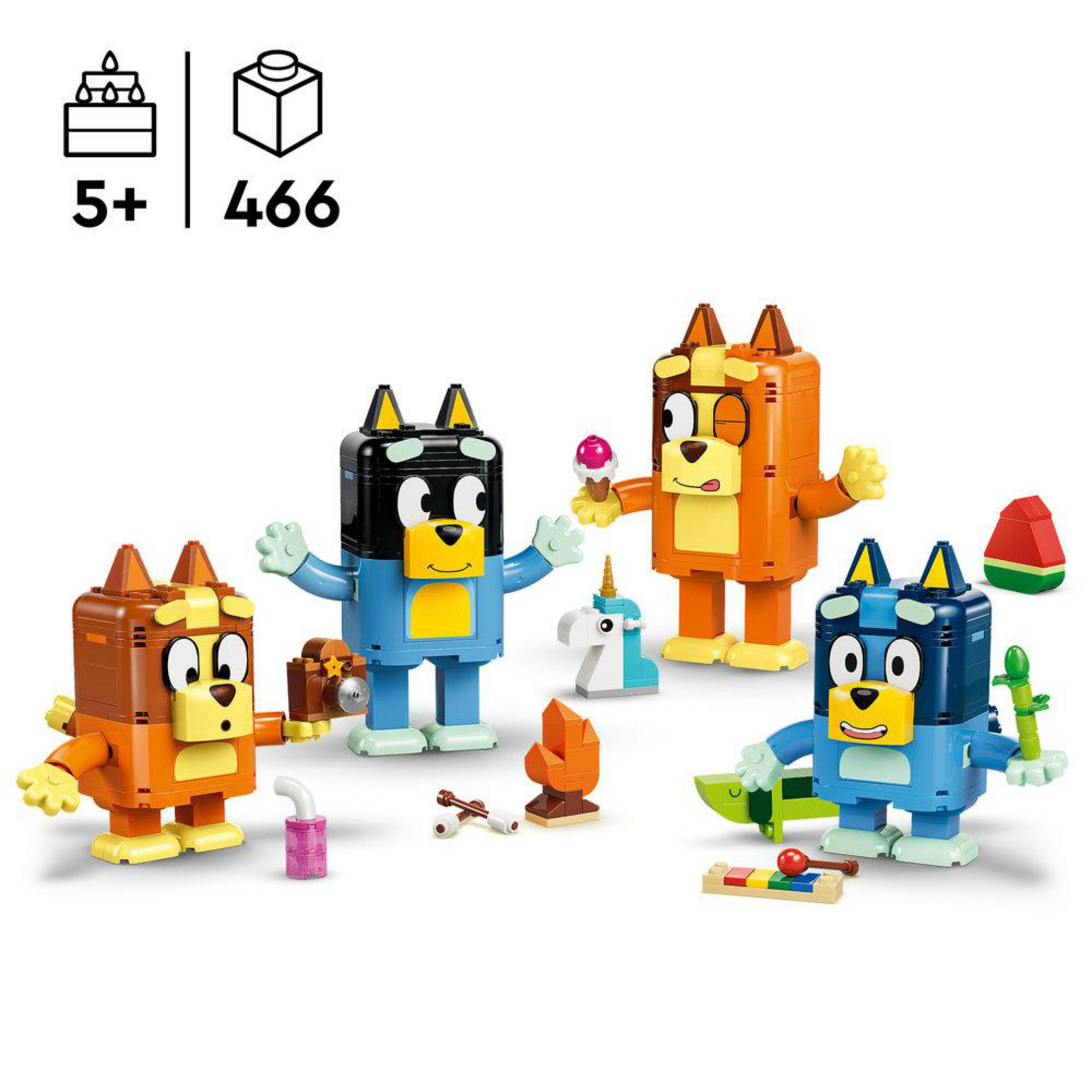 Cuatro perros de Lego con accesorios como helado, unicornio, sandía y patineta.