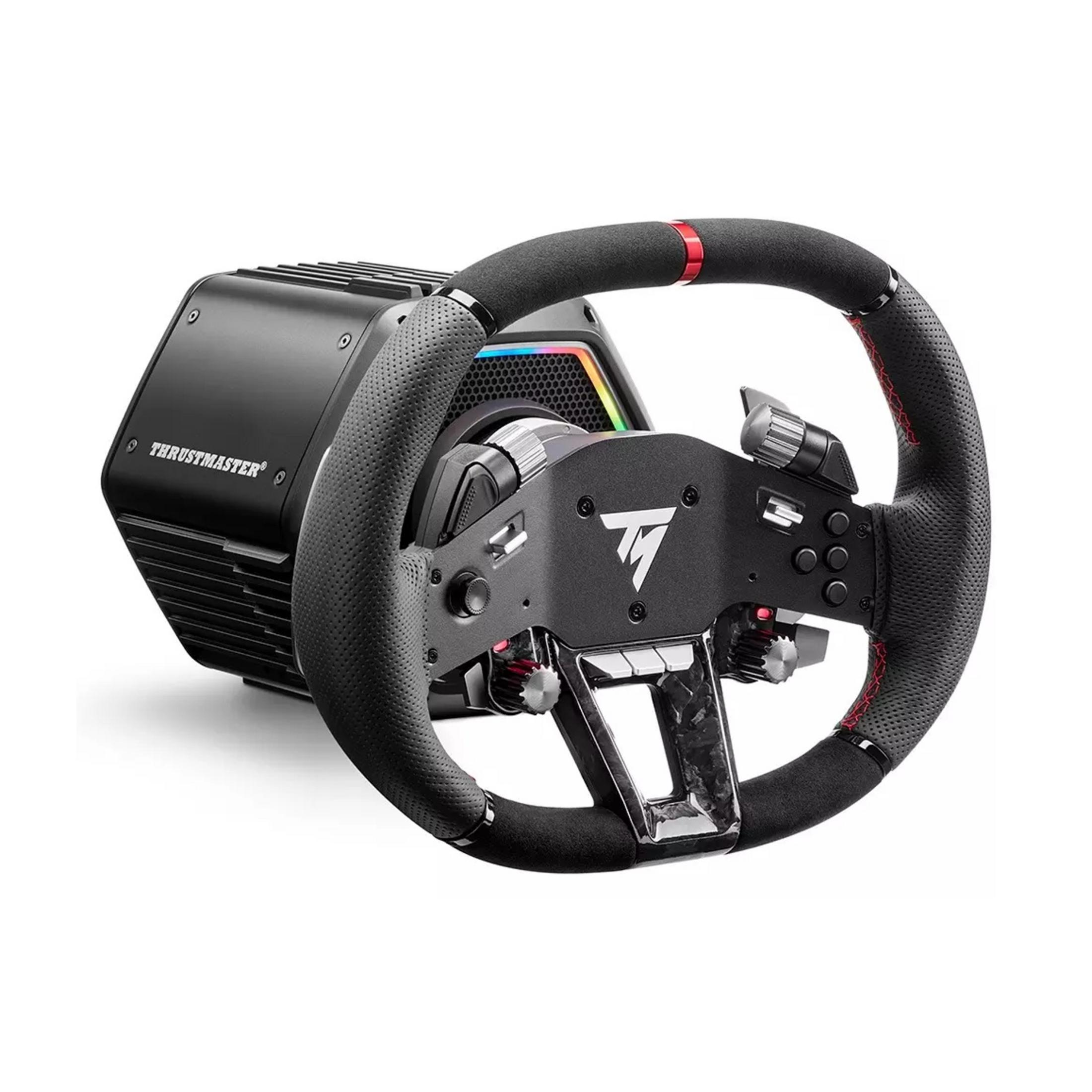 Volante da corsa nero con cuciture rosse e accenti argentati su sfondo bianco.