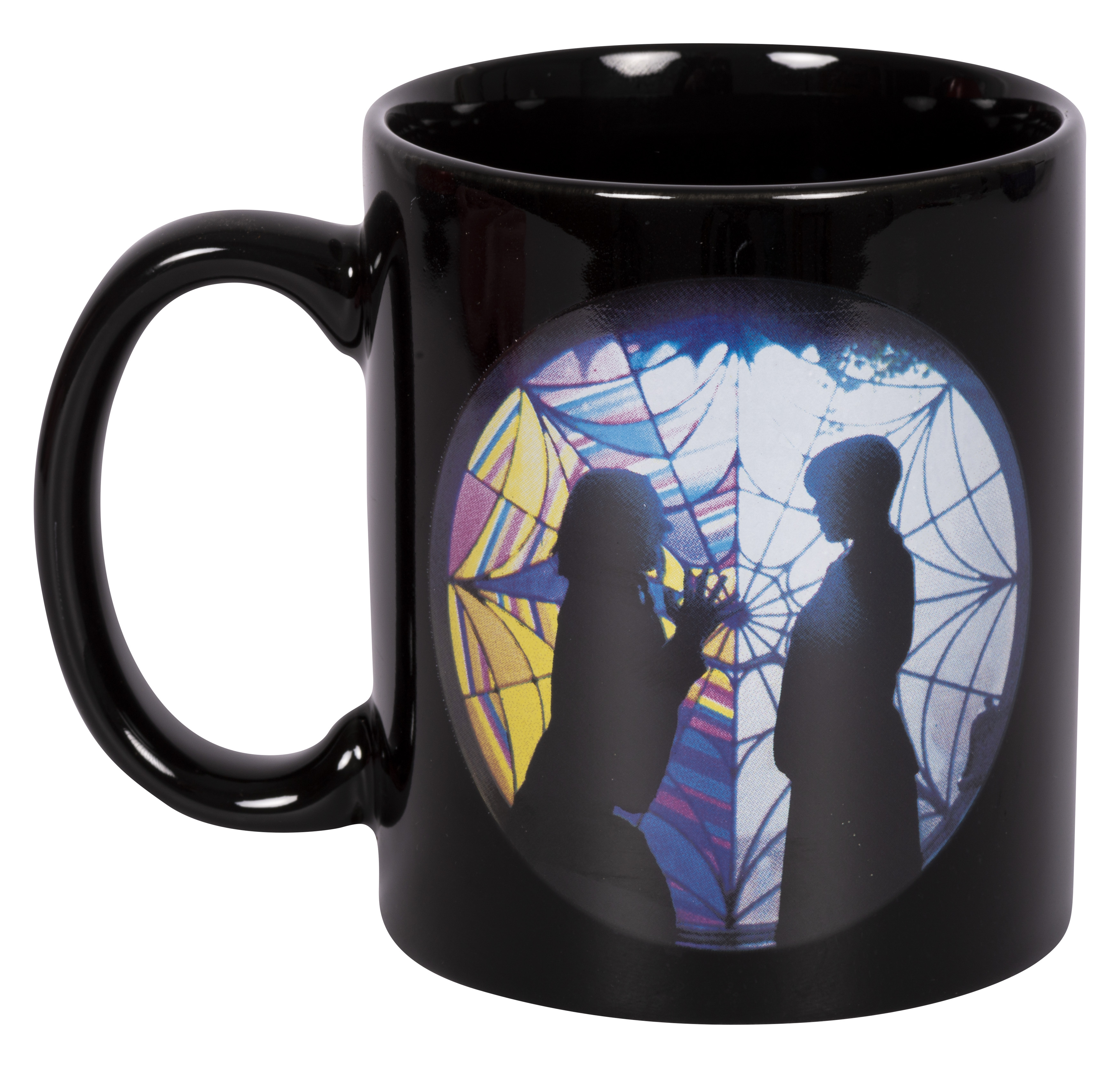 Schwarze Tasse mit folkloristischem Druck einer stilisierten Frau und eines Mannes.