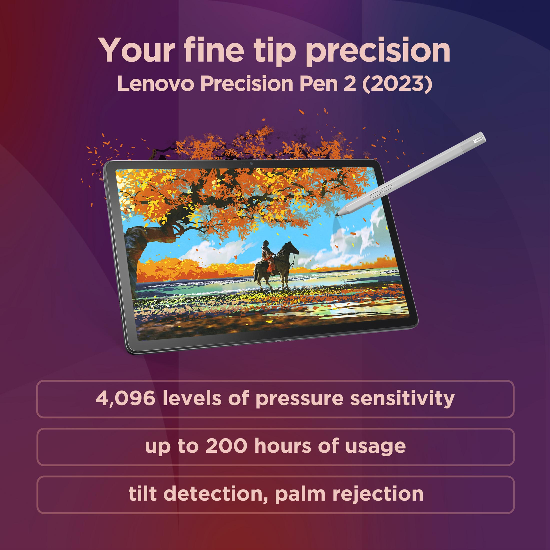 Una penna argentata sopra un tablet con scena autunnale.