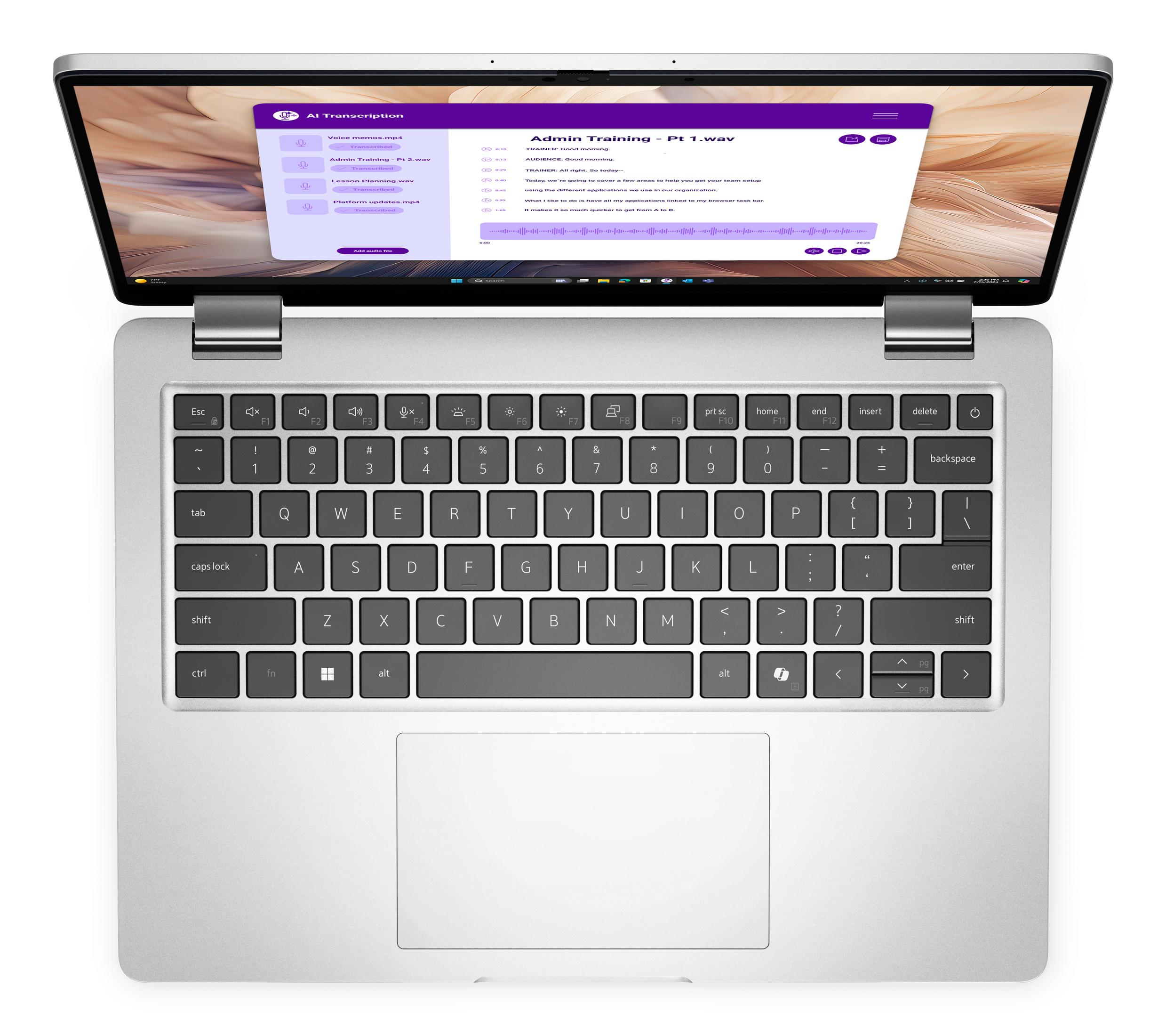 Otwarty laptop wyświetla aplikację do transkrypcji AI z falą dźwiękową i tekstem.
