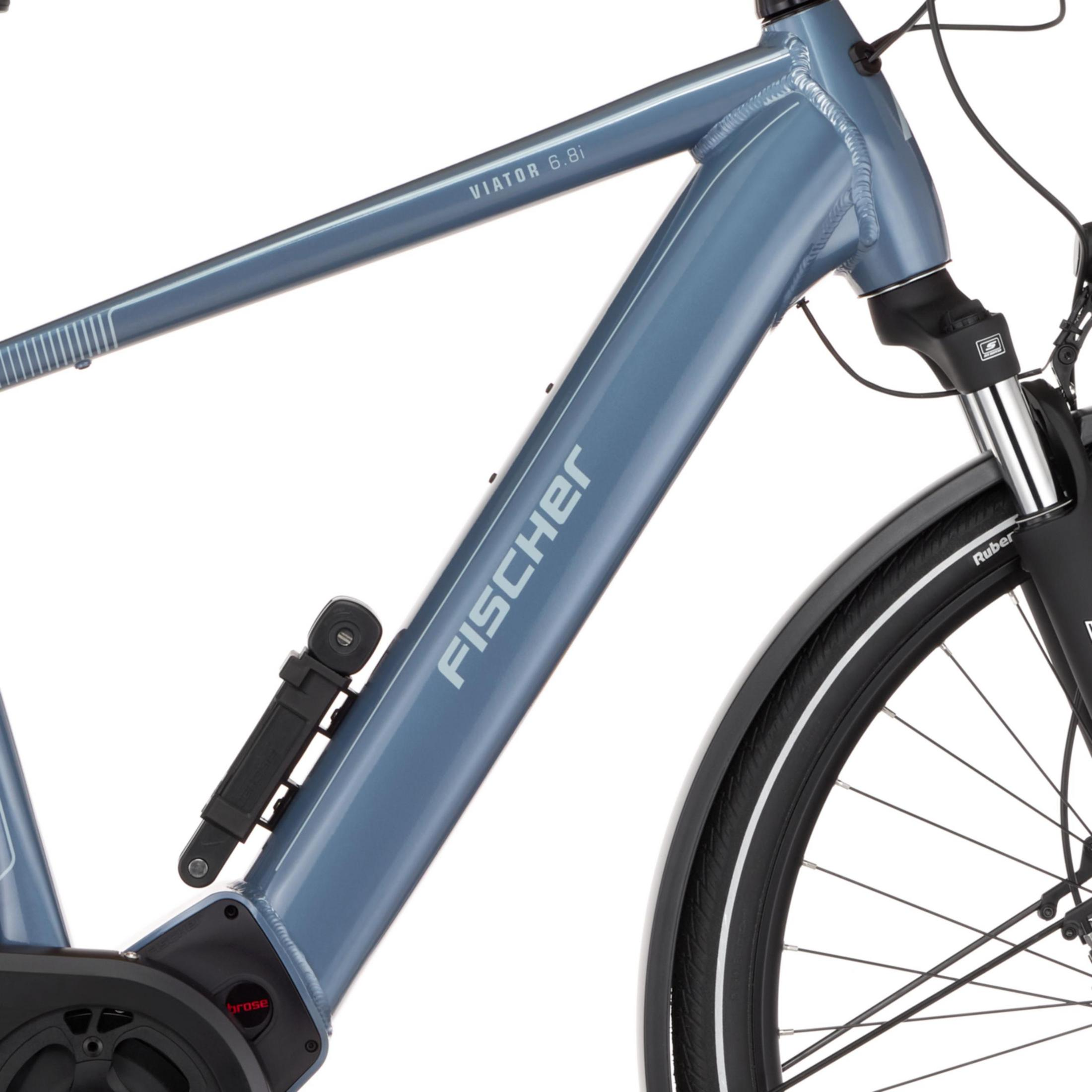 Blaues Fahrrad im Detail mit 