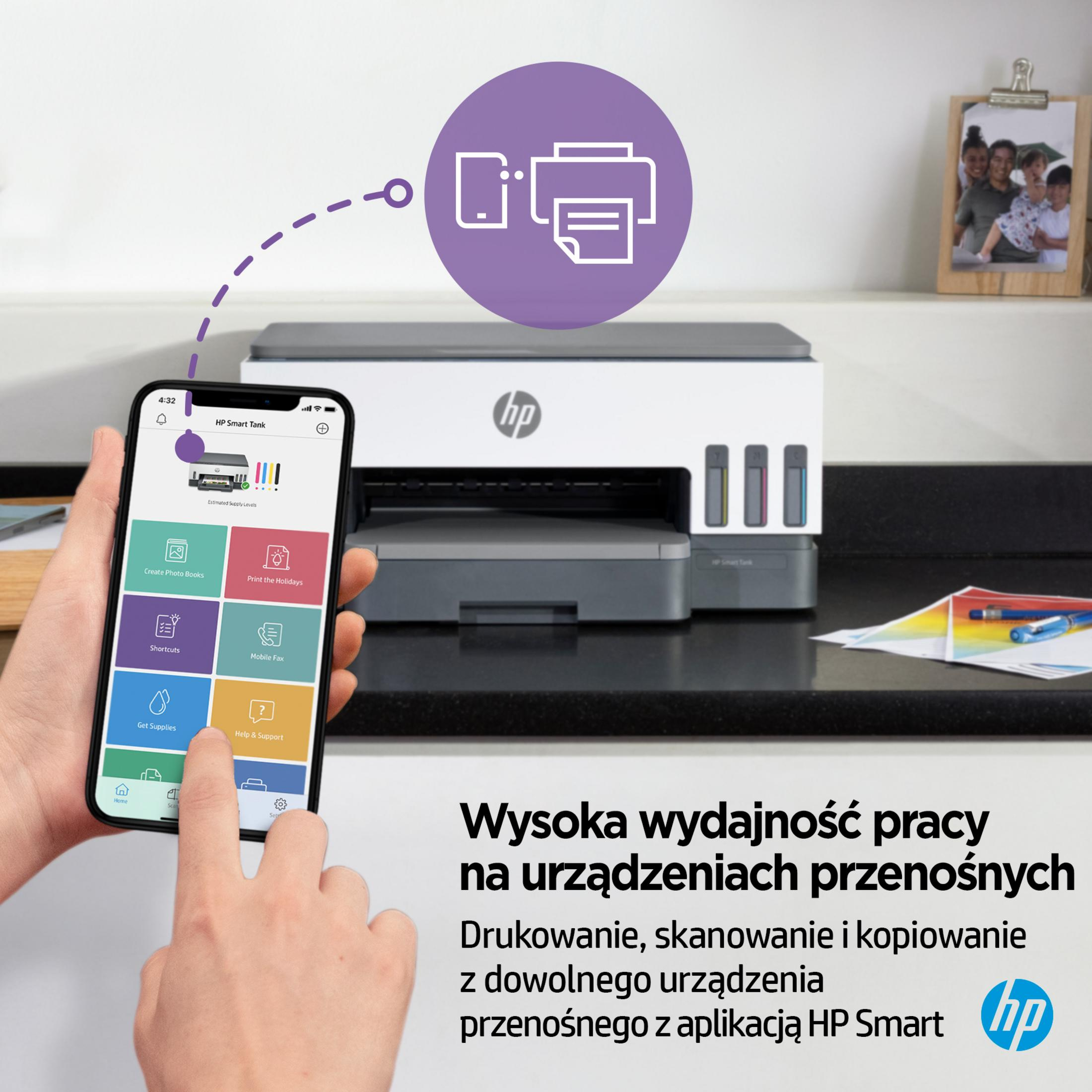 Ein Smartphone zeigt die HP Smart App, daneben ein HP Drucker. Eine Grafik zeigt Drucker-Symbol.