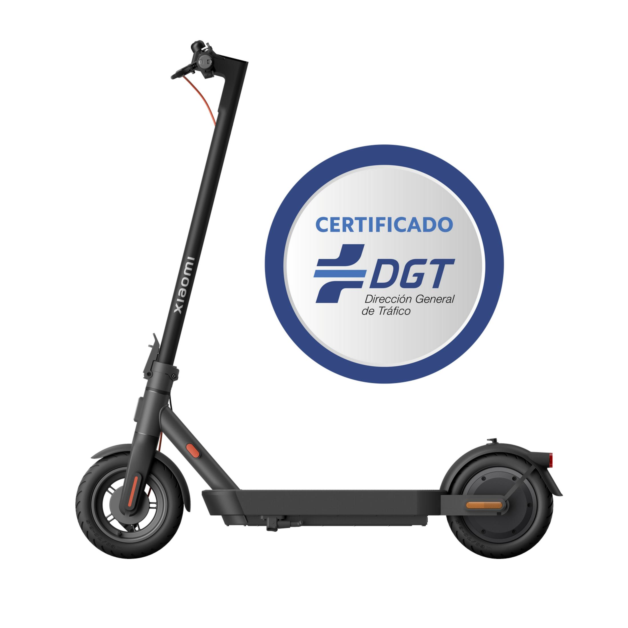 Patinete eléctrico Xiaomi gris con distintivo de certificación DGT.