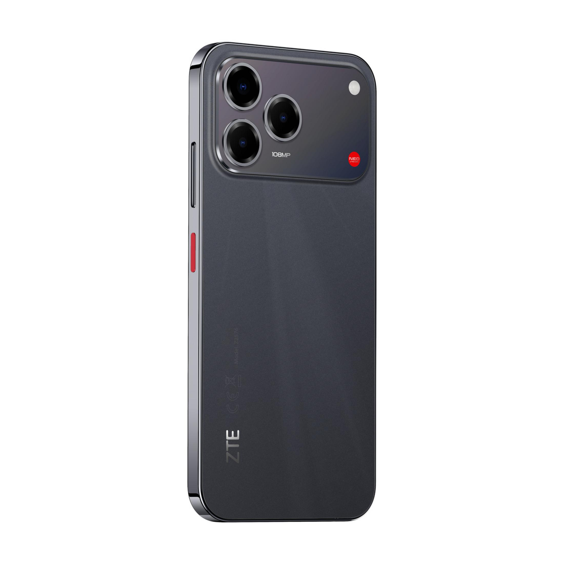 Ciemny smartfon z trzema aparatami i logo ZTE.