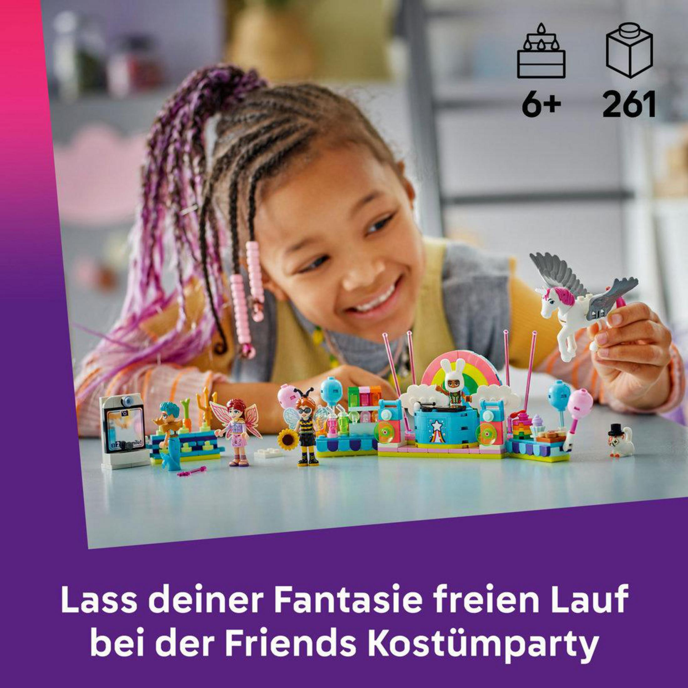 Niña jugando con set Lego Friends fiesta de disfraces. Incluye personajes, arcoíris, unicornio.