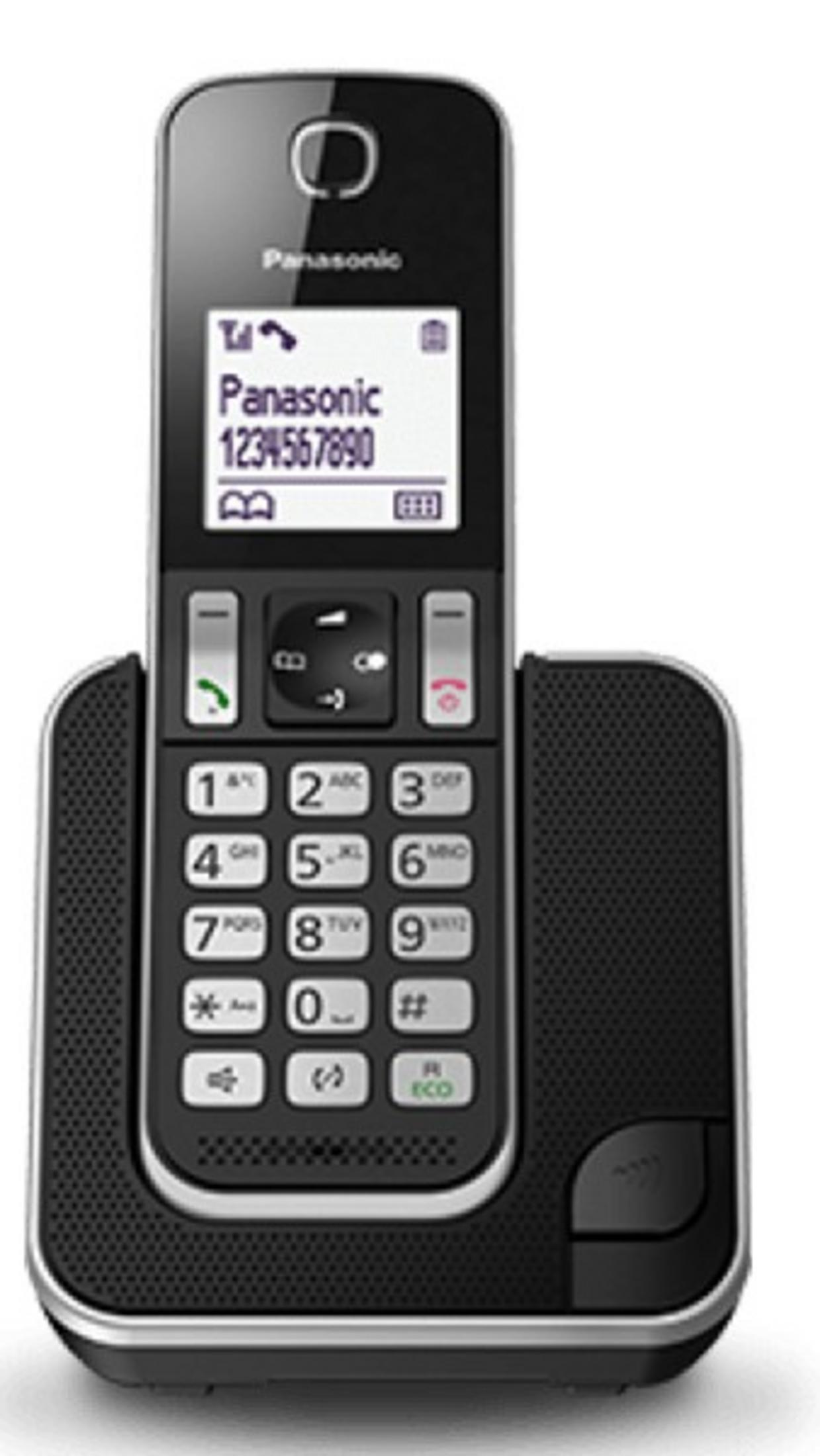 Un telefono cordless Panasonic nero con tastierino numerico e schermo nella sua base di ricarica.