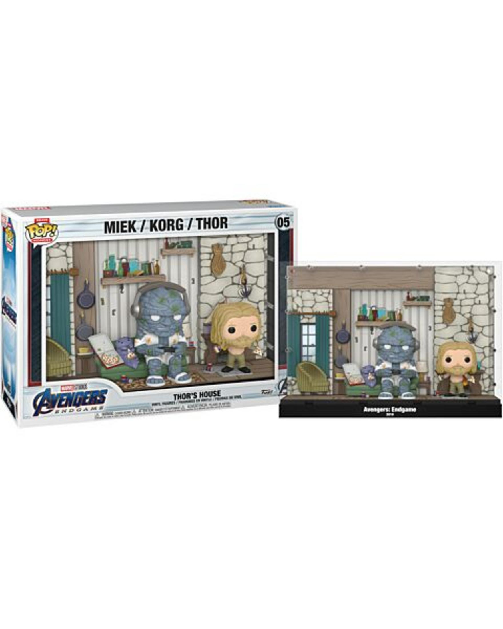 Figure Funko Pop di Miek, Korg e Thor nella casa di Thor da Avengers: Endgame.