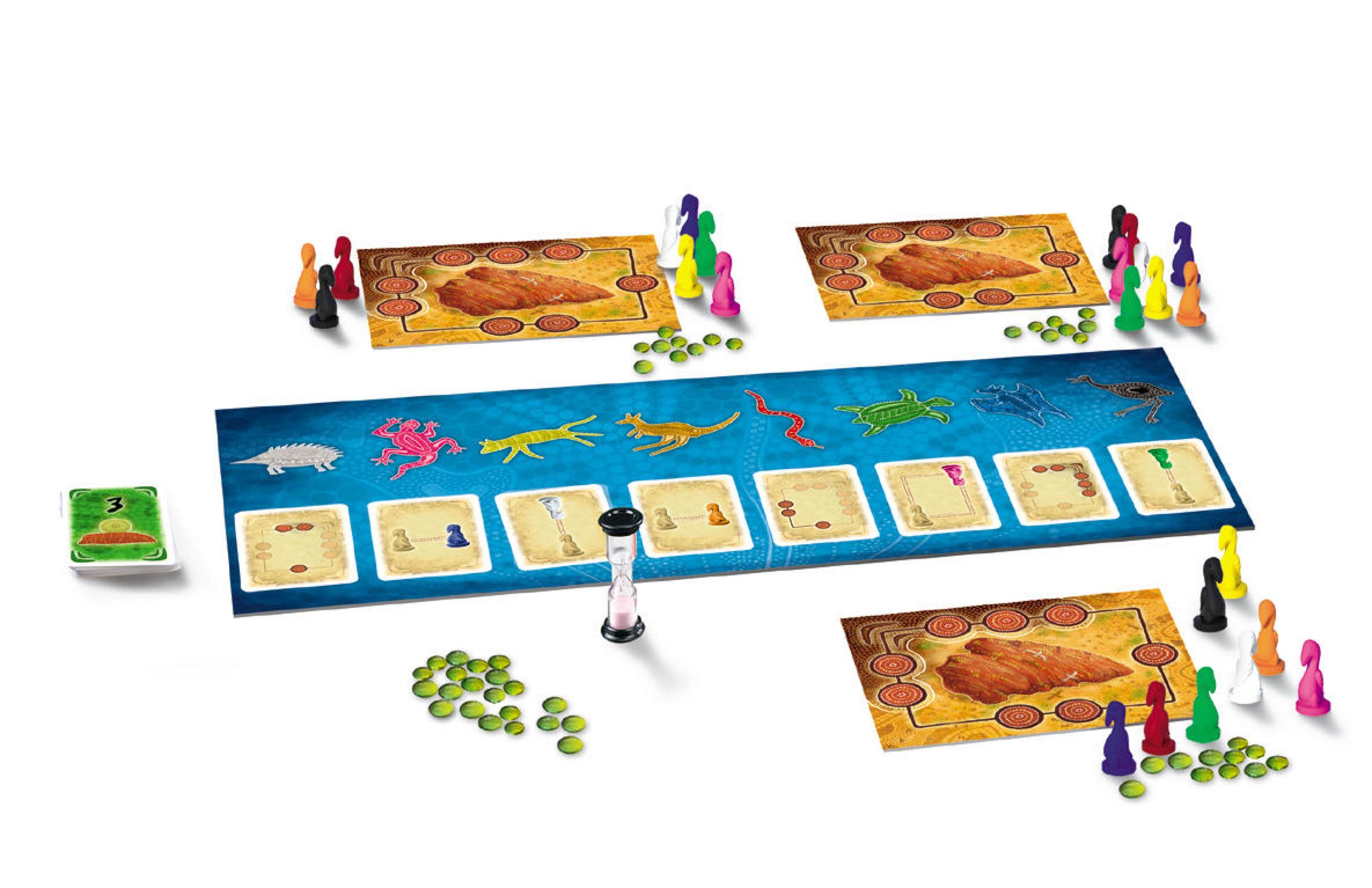Ein Brettspiel mit Spielfiguren, Karten, Spielbrett mit Tieren, Sands uns Spielsteinen.