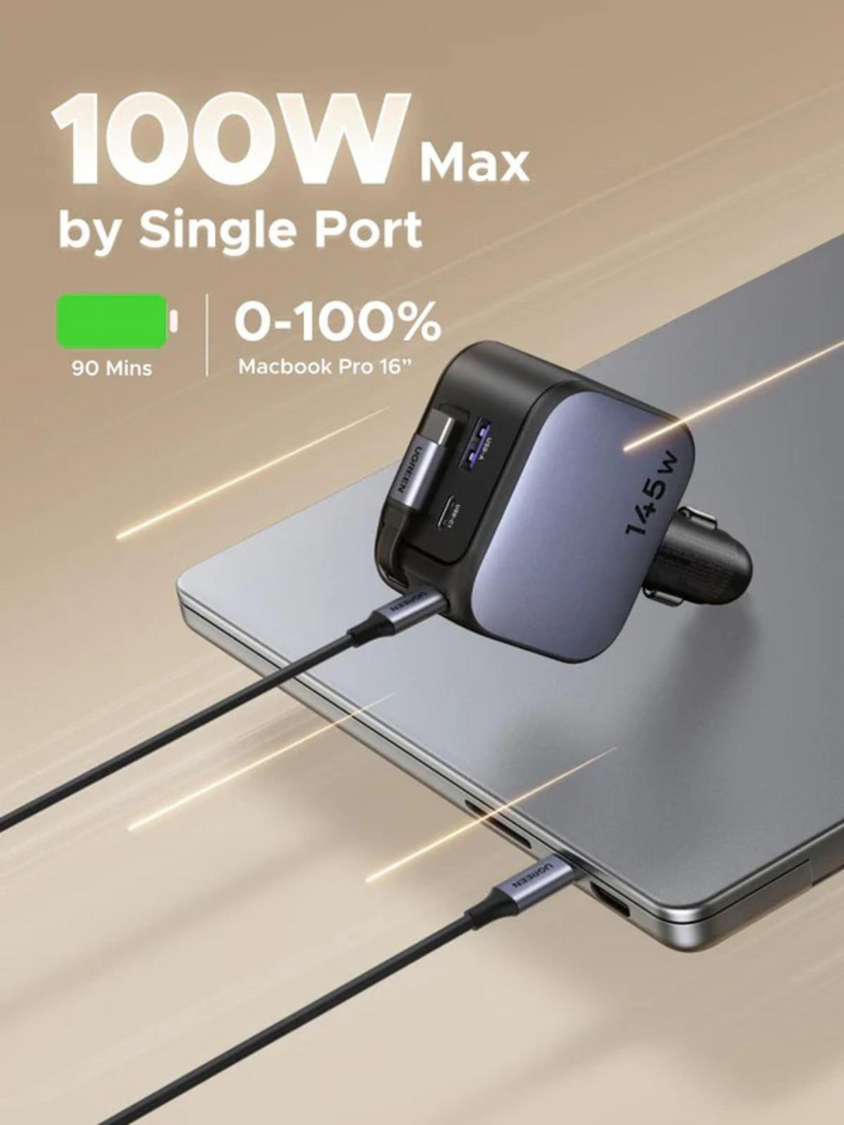 Czarna i niebieska ładowarka USB-C o mocy 145W ładuje MacBooka Pro 16.