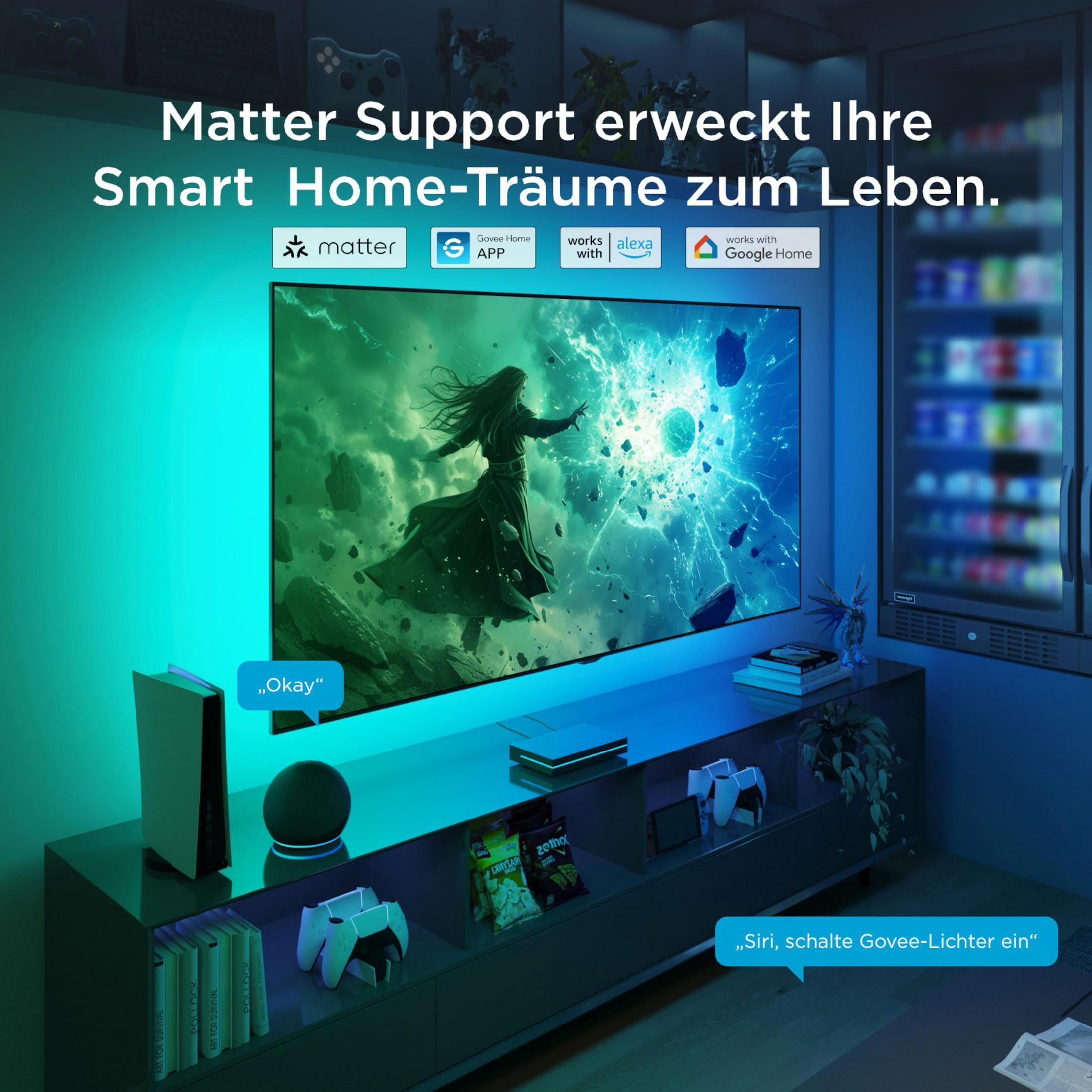 Un soggiorno con dispositivi smart home, TV con scena fantasy e loghi assistenti vocali.