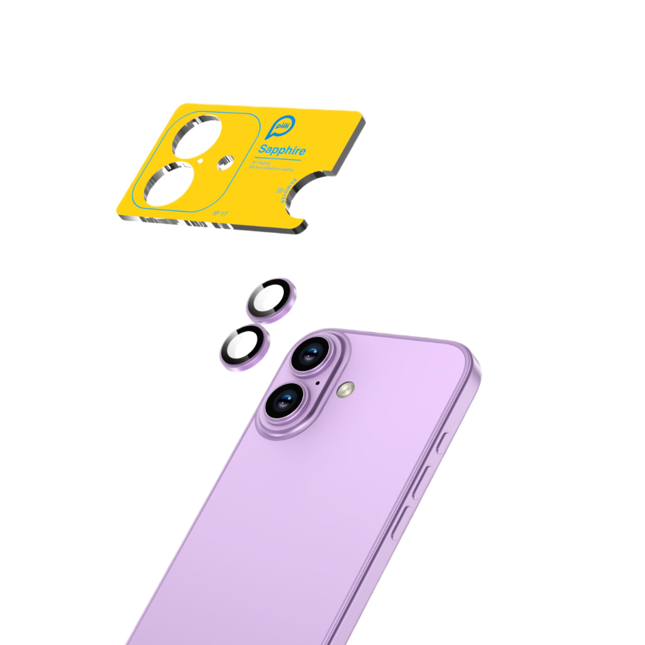 Sarı koruyucu film, kamera lensli mor bir akıllı telefonun üzerinde süzülüyor.