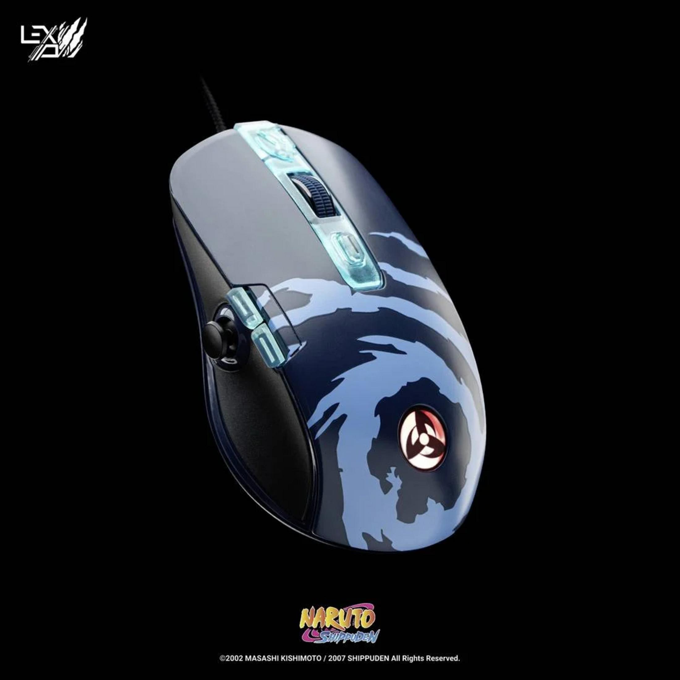 Donkerblauwe gamingmuis met lichtblauw golvend patroon en rood Sharingan-embleem.