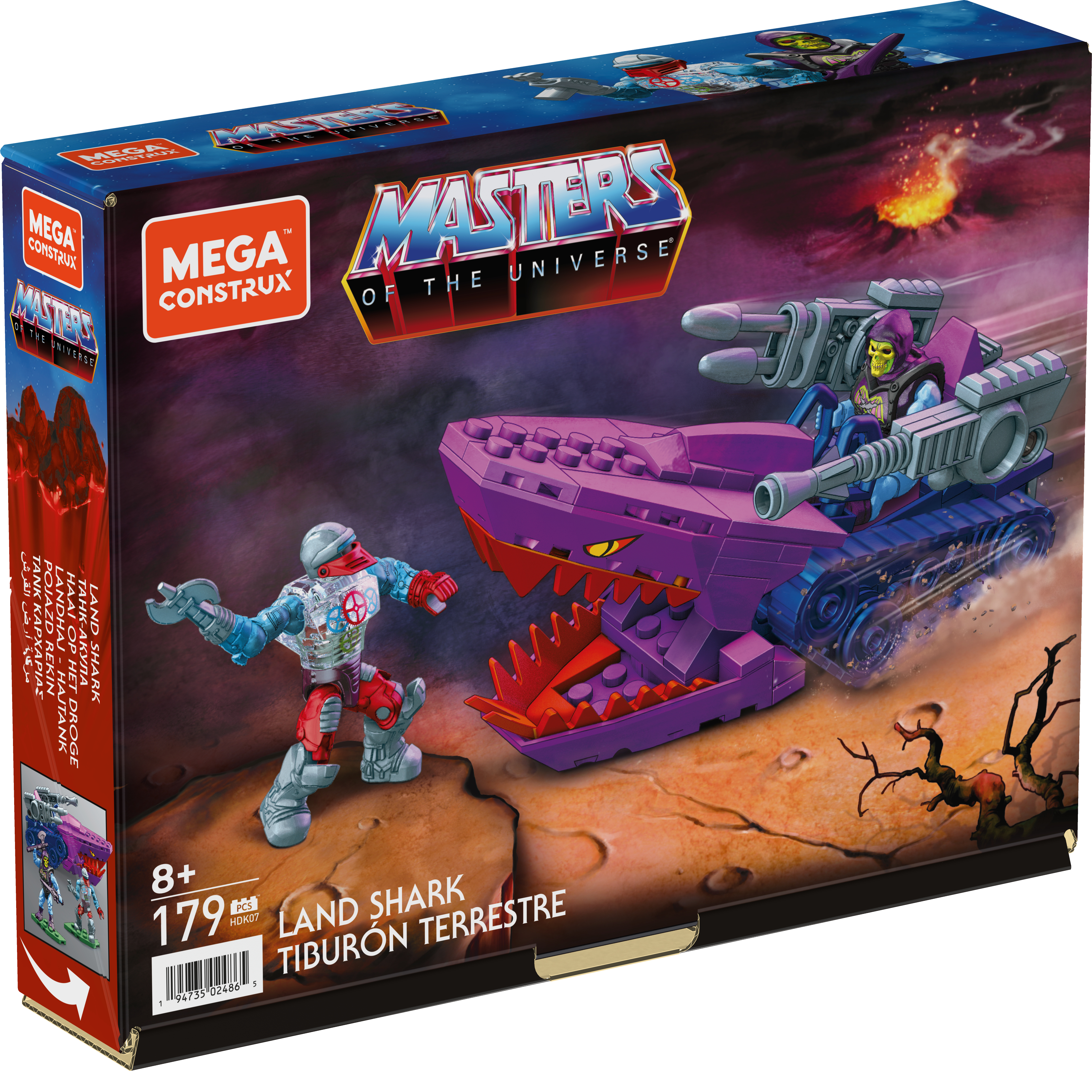 Skeletor in un carro Land Shark viola combatte un guerriero d'argento su un pianeta roccioso.