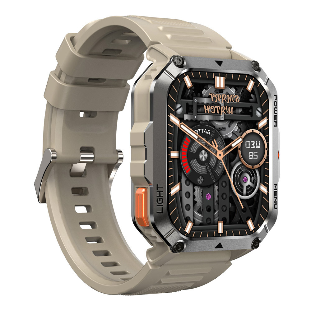 Uno smartwatch beige con lunetta metallica robusta e quadrante dettagliato dall'aspetto meccanico.