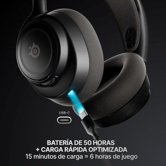 Auriculares negros con cable de carga USB-C y luz azul.