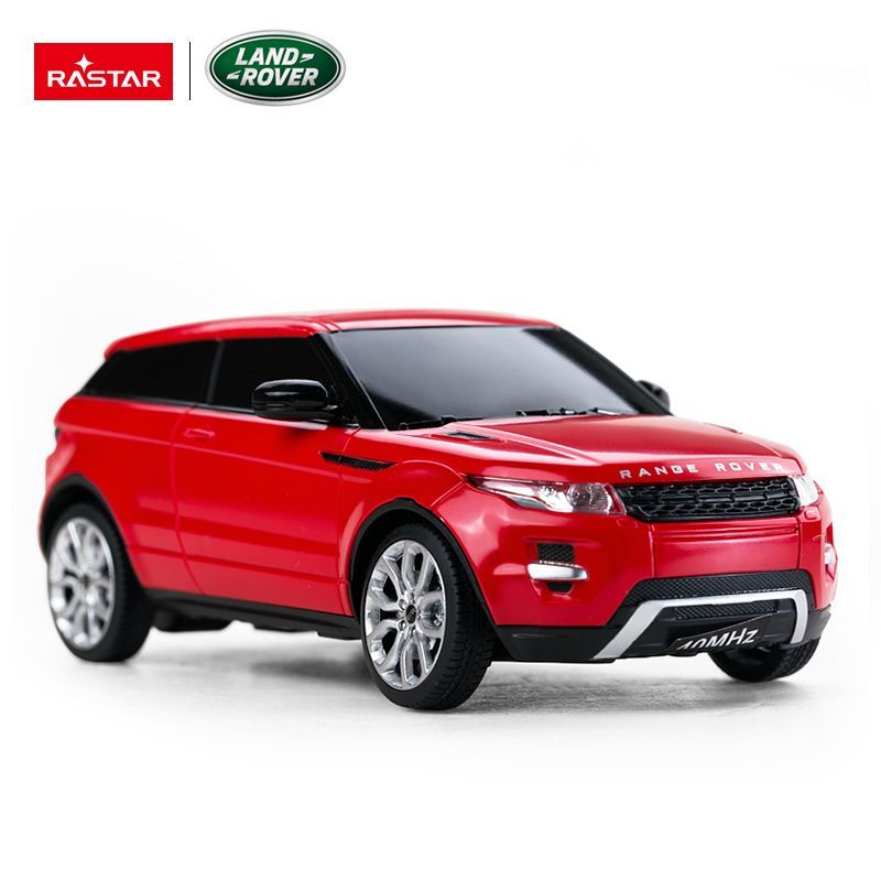 Czerwony zdalnie sterowany samochód zabawkowa Range Rover z czarnymi oknami i srebrnymi kołami.